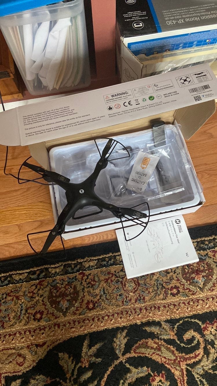Holy Stone Drone で生中継可能 FPV X300C Holy Stone Drone で生中継可能 FPV X300C