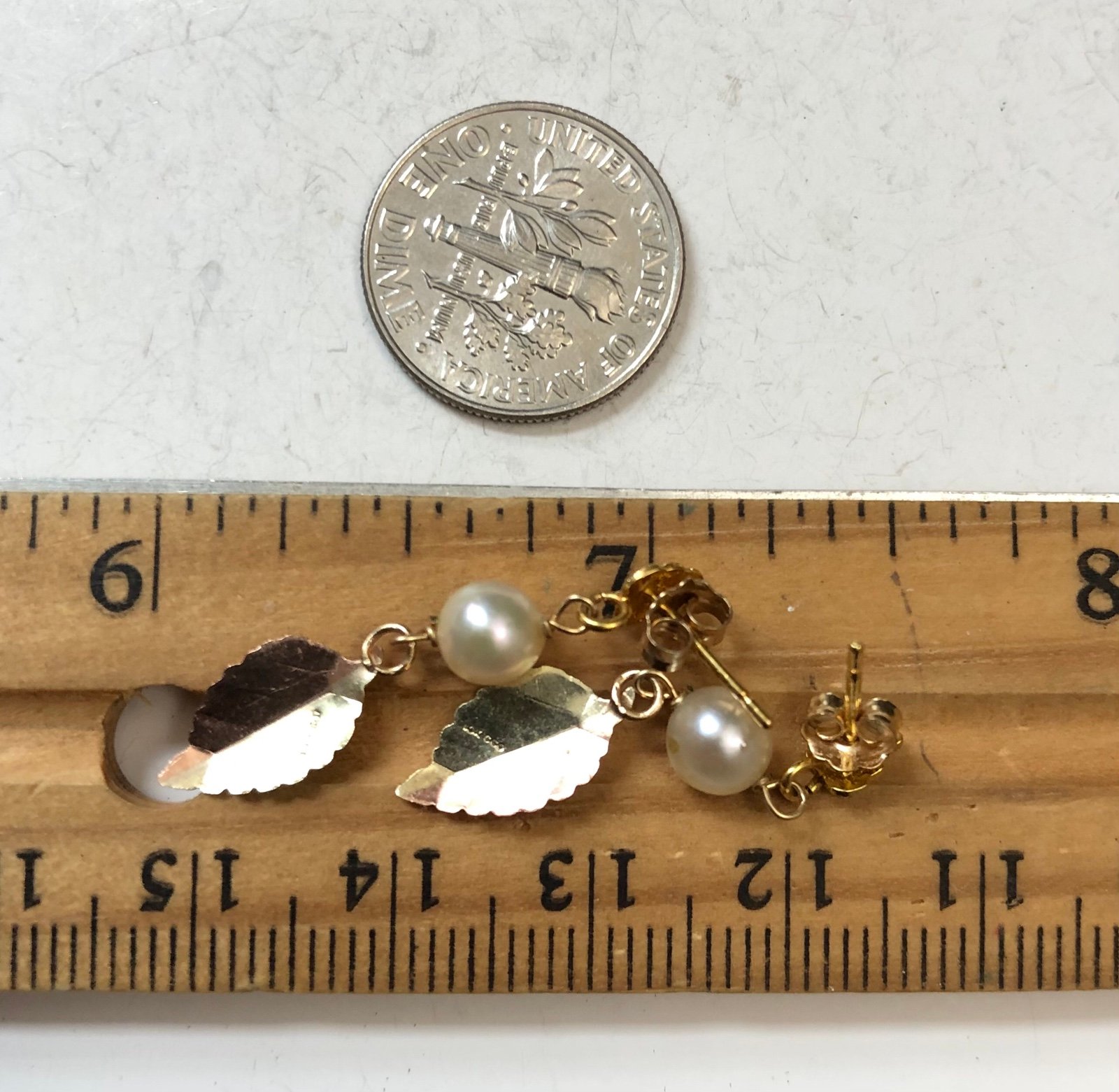 10k/14k gold black hills leaf Akoya pearl studs earrings