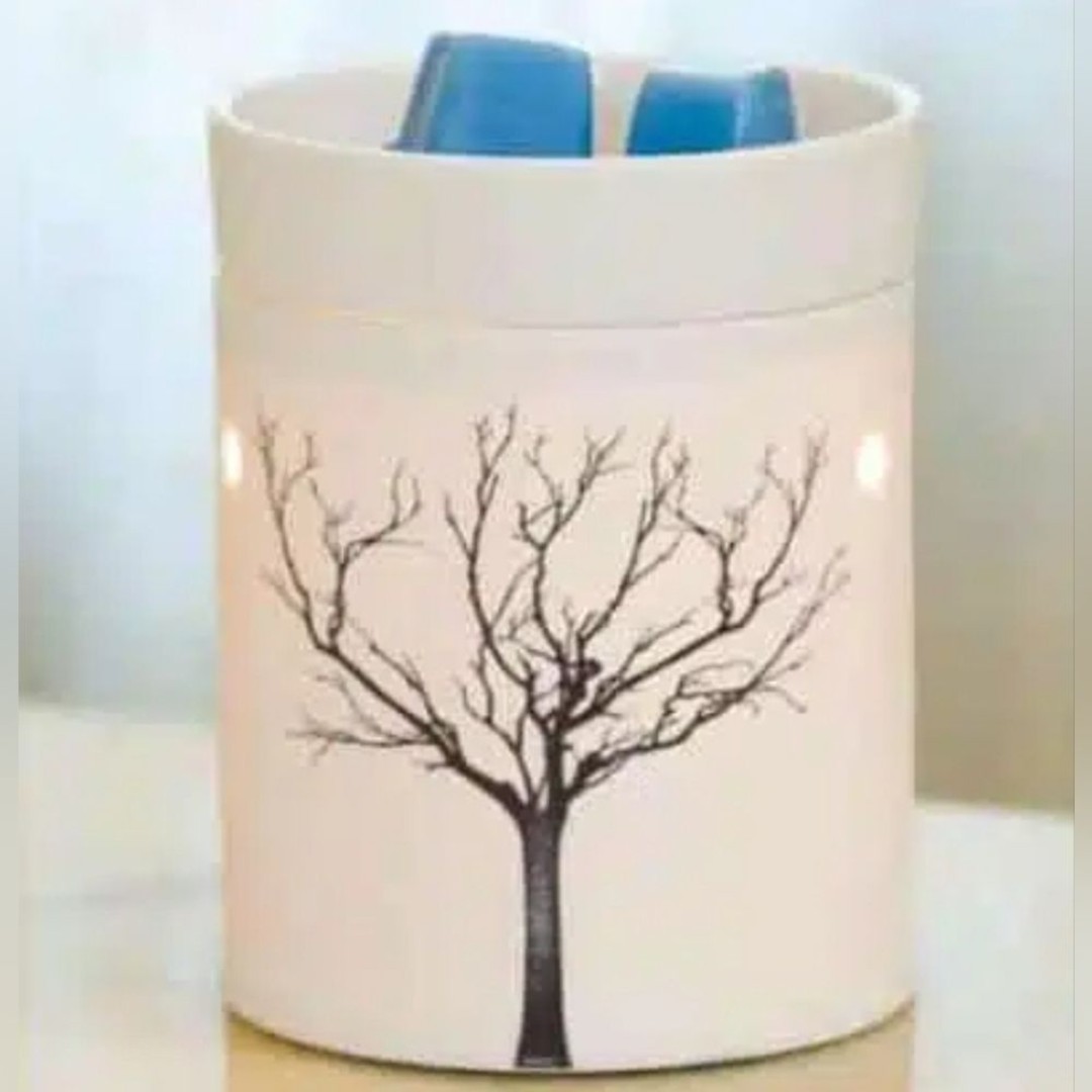 ~AVAILABLE: New! Tilia Wax Warmer