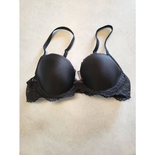 Victoria's Secret size 34B Dream Angels Lined Demi Bra Black
