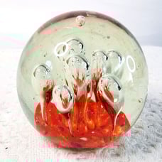 Vintage Beautiful Collectible Decorative Art Glass Paperweight