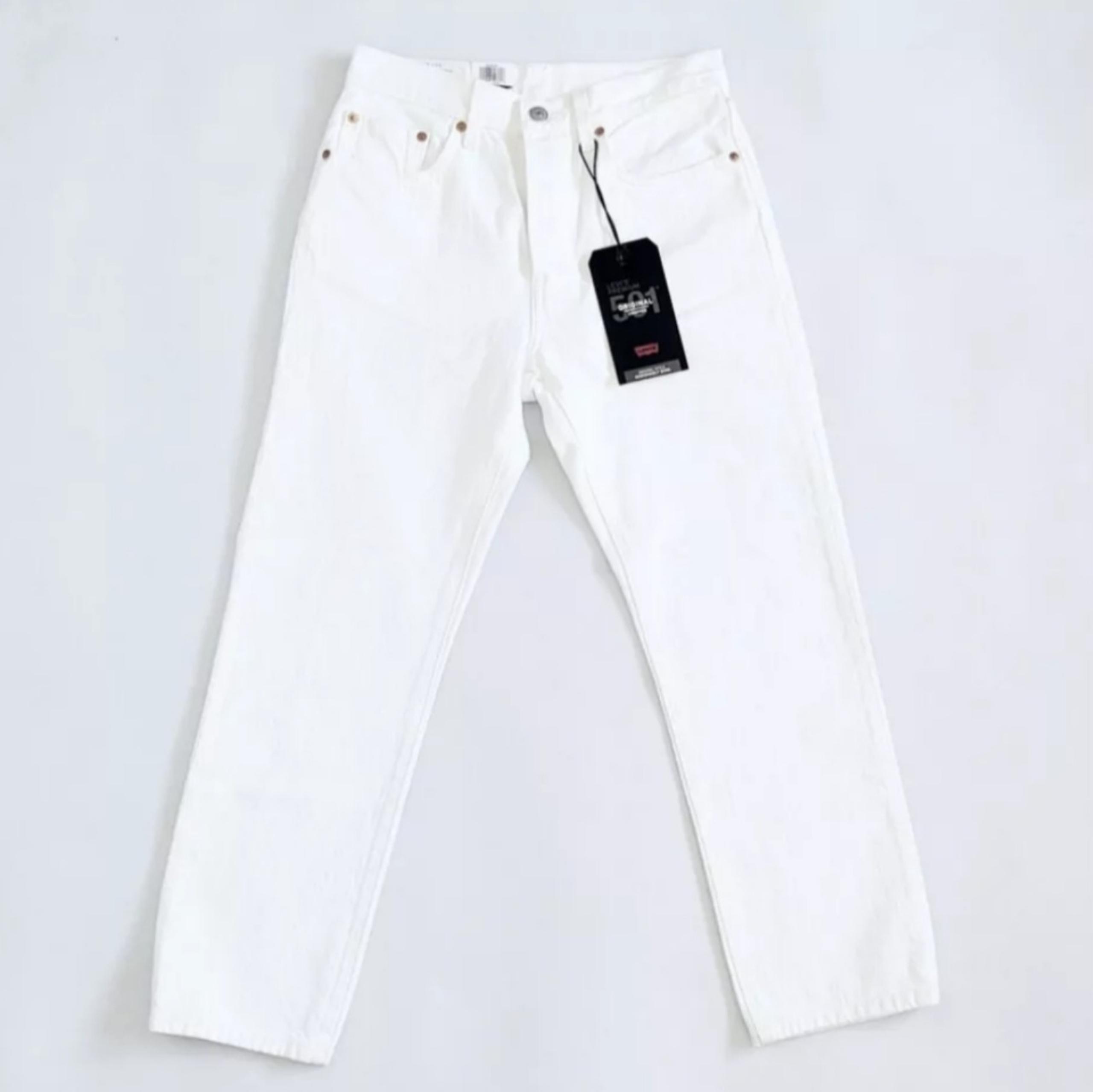 LEVI'S 501 ORIGINAL CROPPED JEANS Light Wash Womens size 31/26 LEVI'S 501 ORIGINAL CROPPED JEANS Light Wash Womens size 31/26