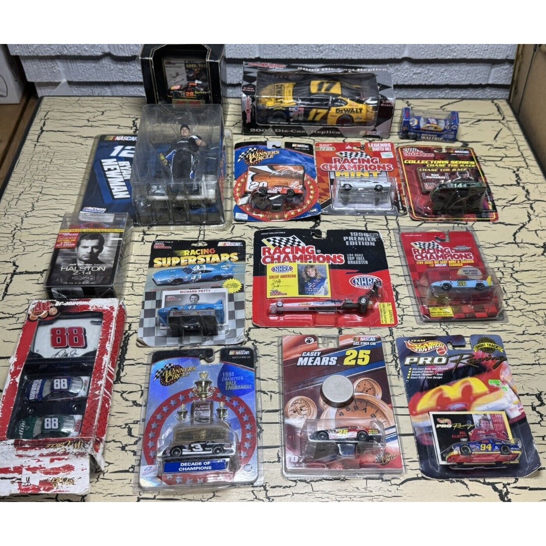 15 VTG Nascar Diecast Race Car & Figurine Mixed Lot Ryan Newman Dale Earnhardt