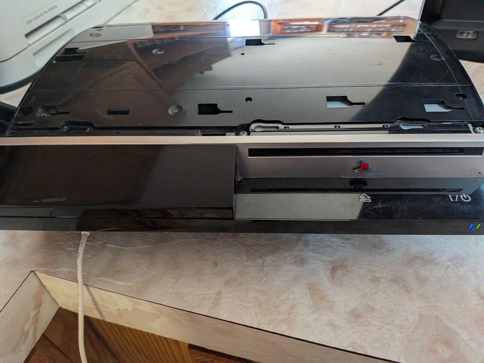 Ps3 fat not backwards compatible won't read discs  console only