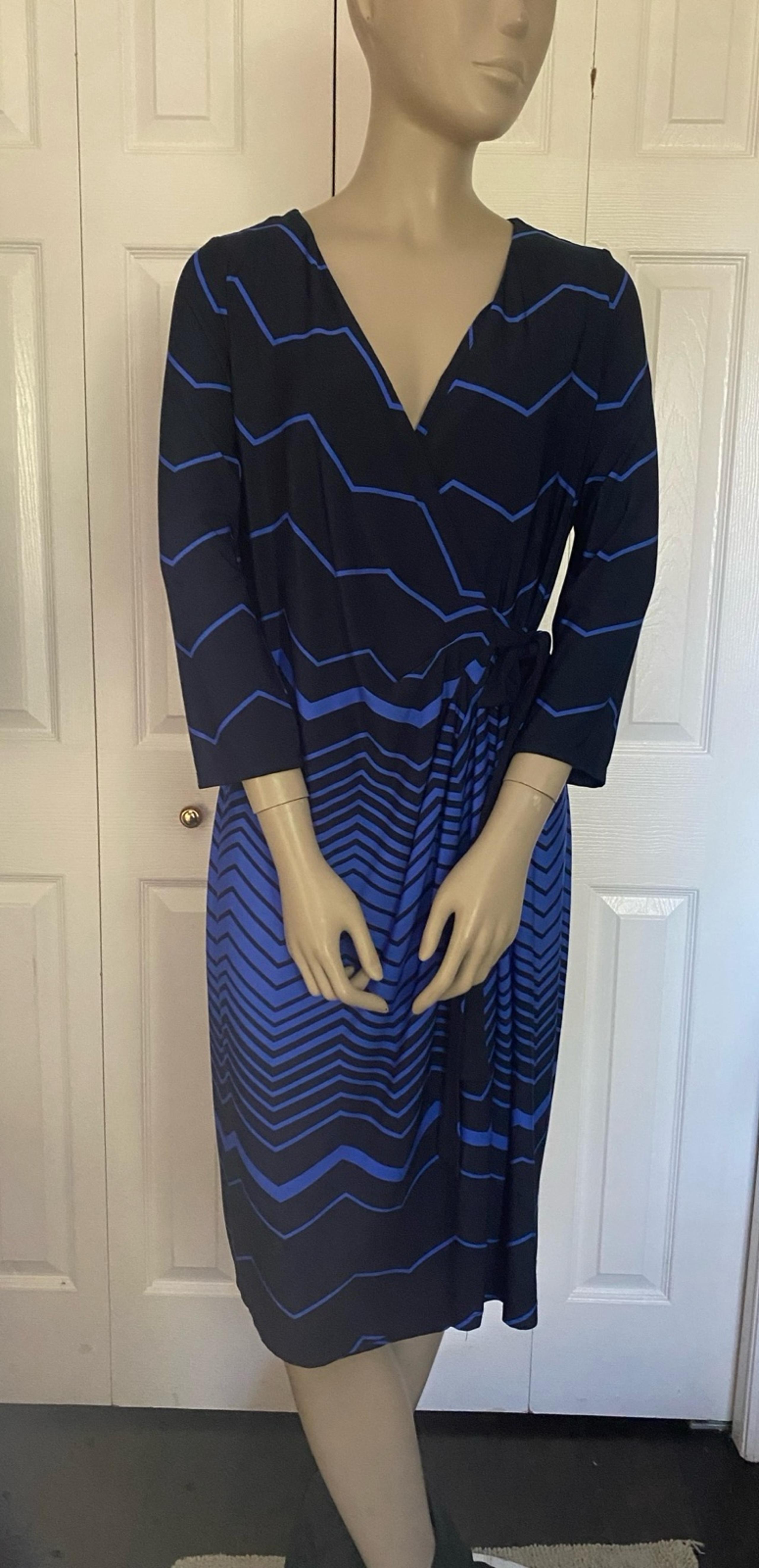 A Pea In The Pod Maternity Dress Women's Blue Faux Wrap Dress Size Large
