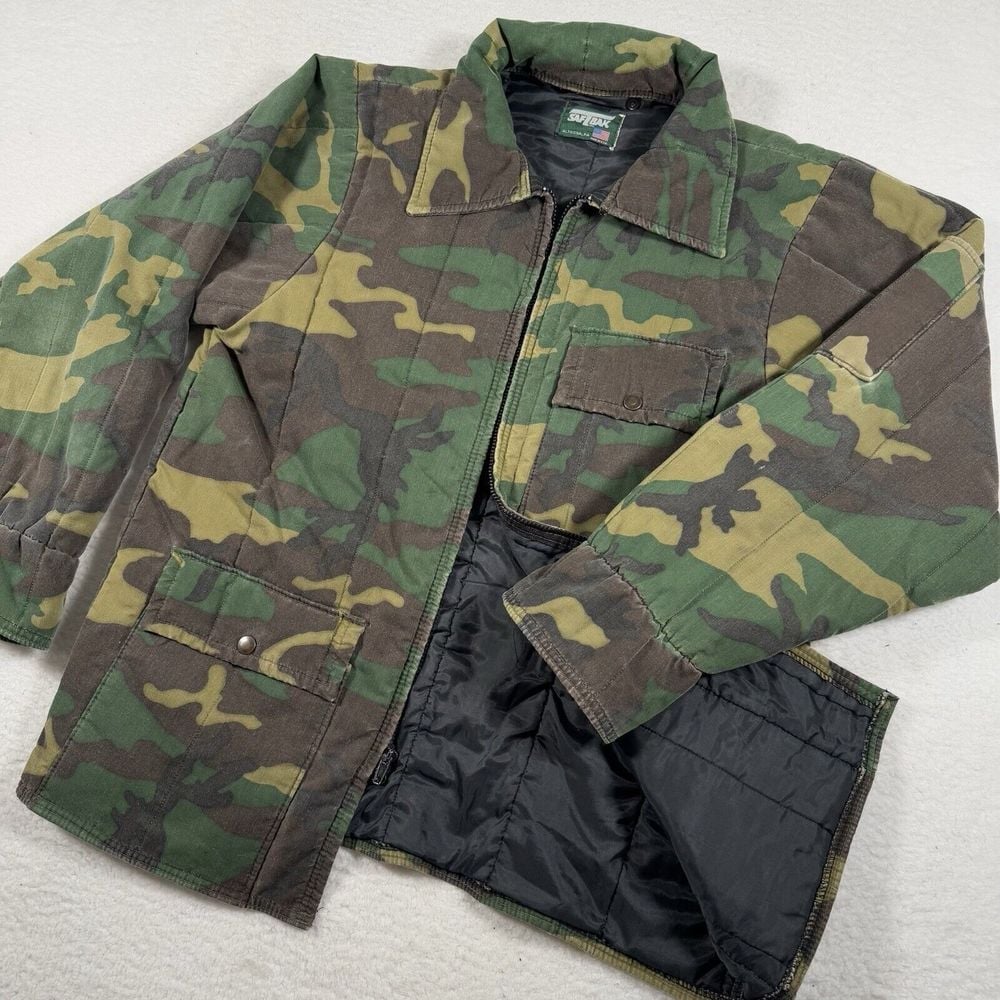 Vintage SafTbak Jacket Men Medium Woodland Camo Hunting Lined Insulated USA Made