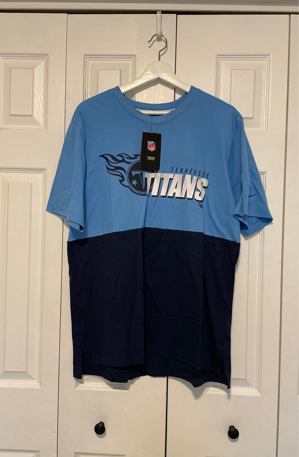 Nike sz L NFL Tennessee Titans T Shirt NKBS-085K