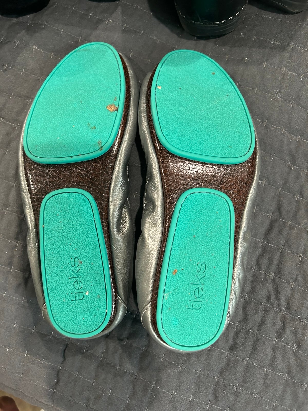 Ballet flats