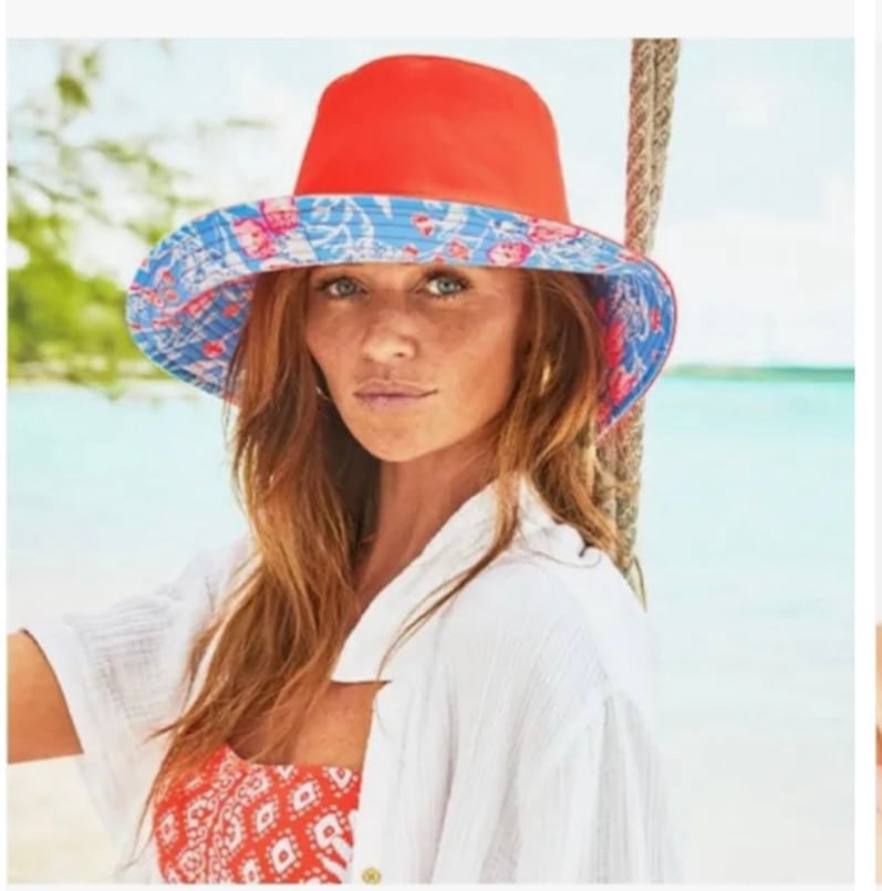 Lilly Pulitzer reversible hat