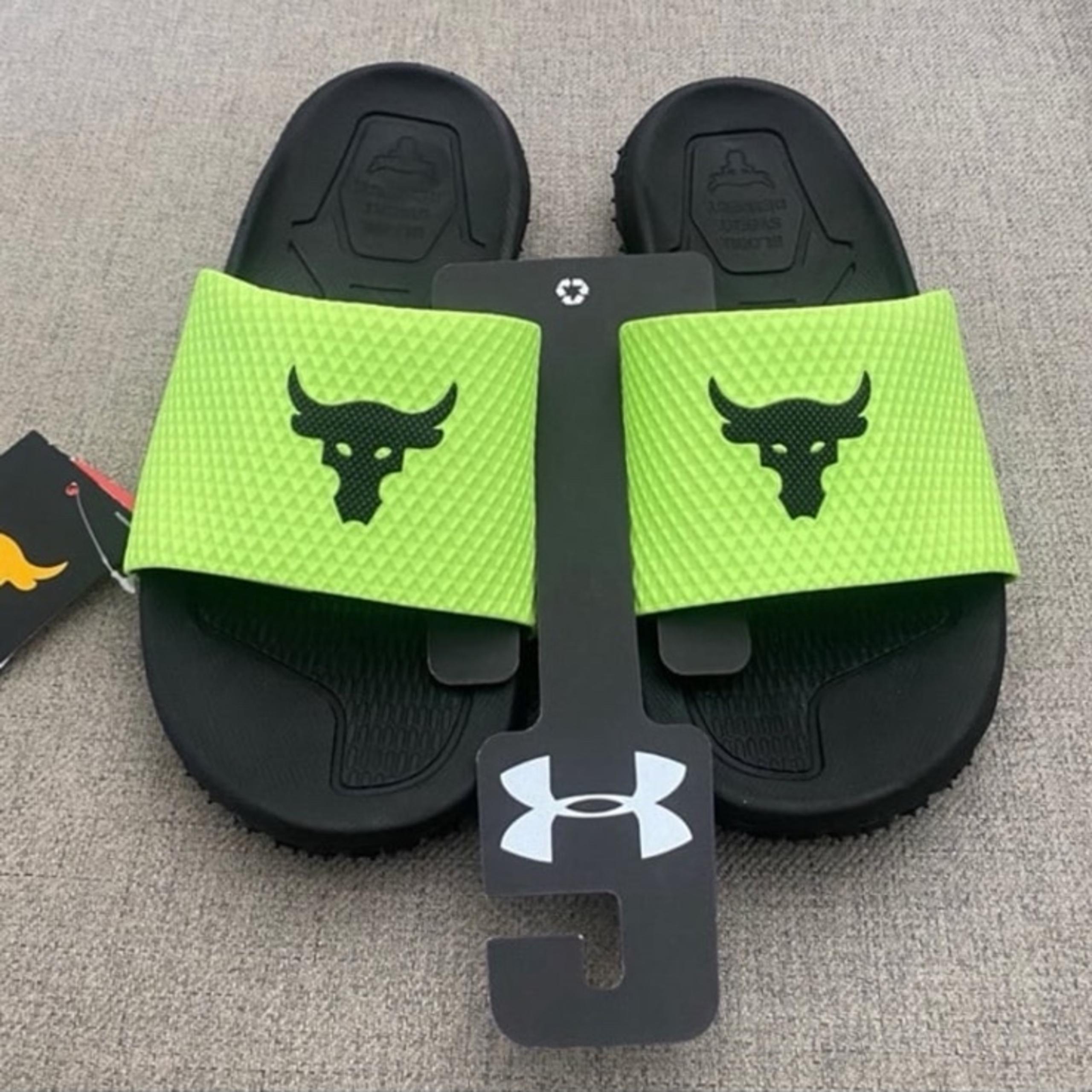 Under Armour Project Rock Mens Black Slides Sandals✨