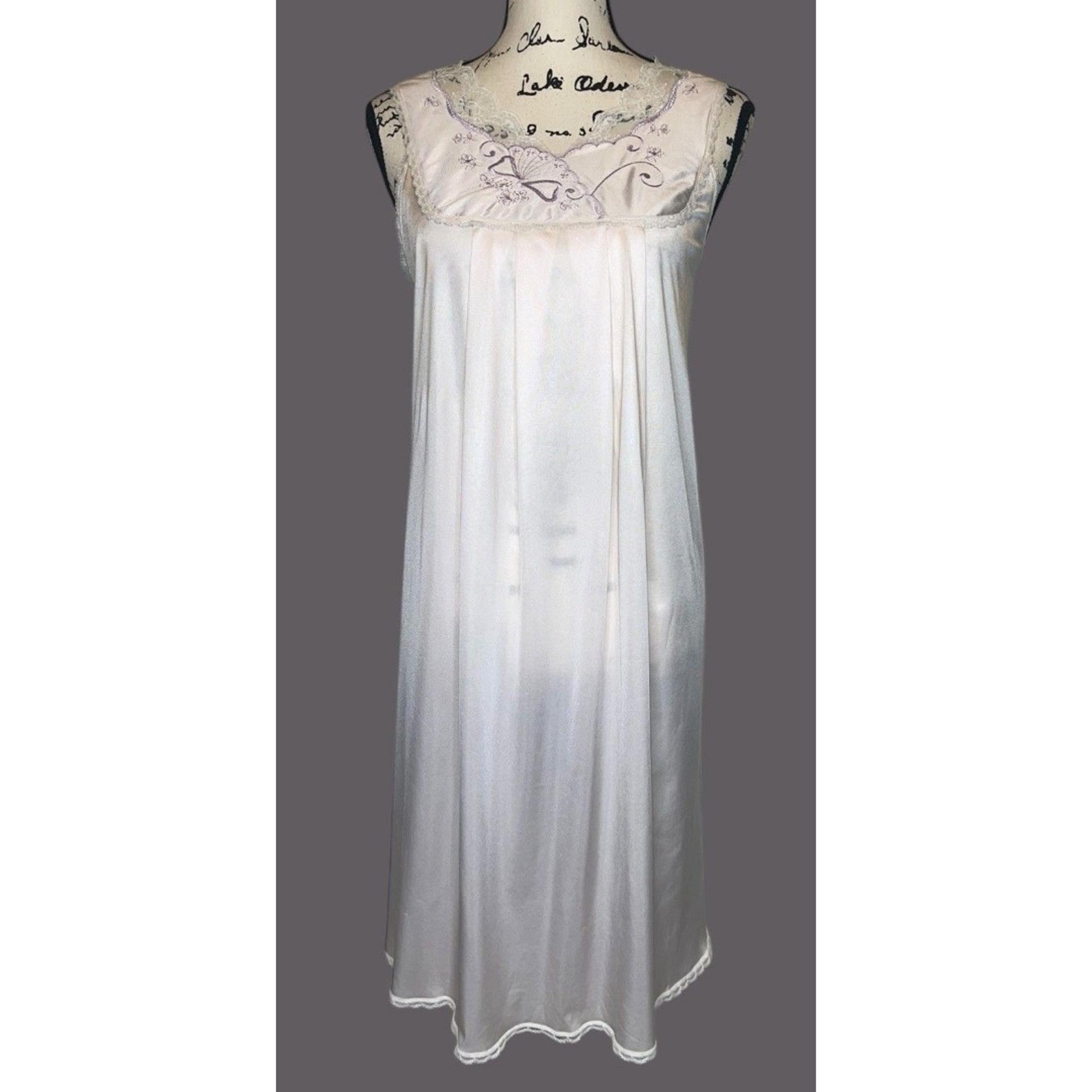 Vtg Vanity Fair Nightgown Chemise Size LG Pink Silky Nylon Sleeveless Embroidery