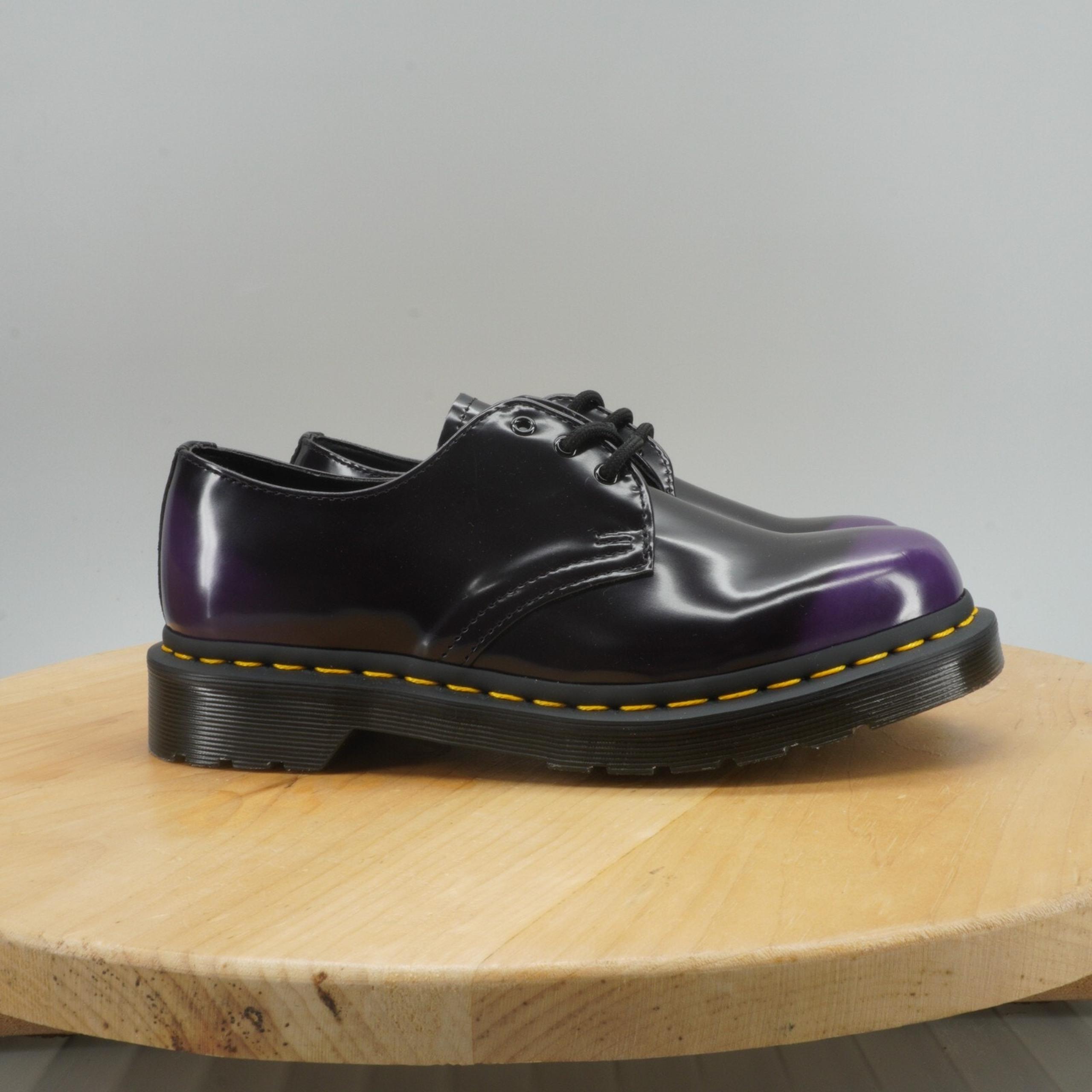 Dr. Martens Vegan Rub Off Oxford Womens Size 7 Shoes Leather Black Purple NEW