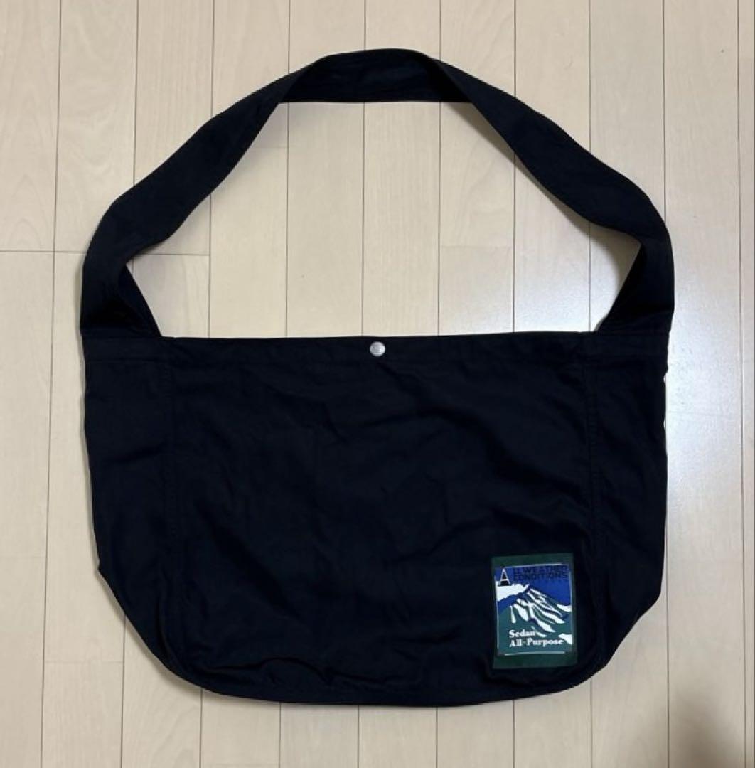 Excellent Condition】SEDAN ALL-PURPOSE TECH SHOULDER BAG