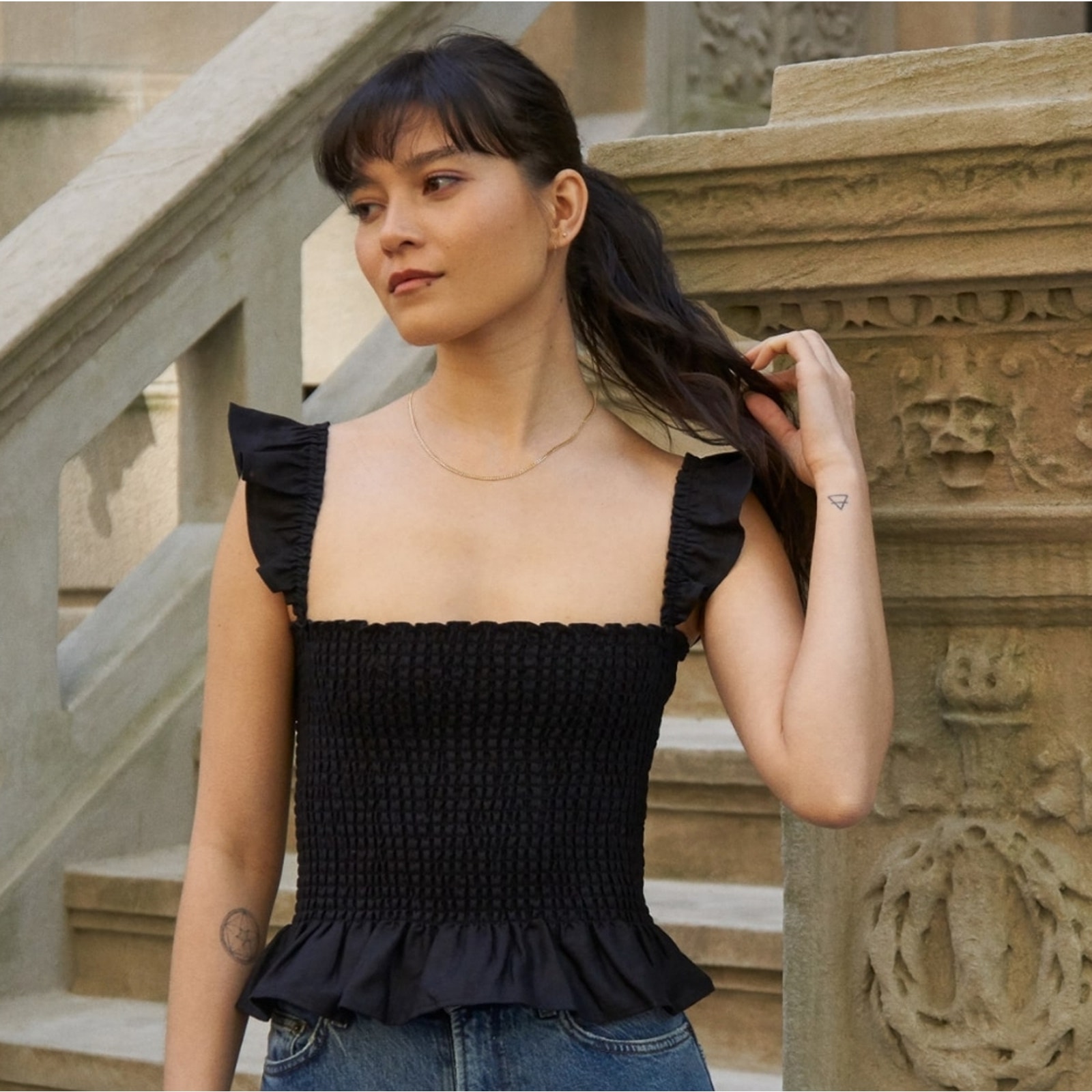 Reformation Junebug Linen Top in Black Size XS / smocked elastic bodice