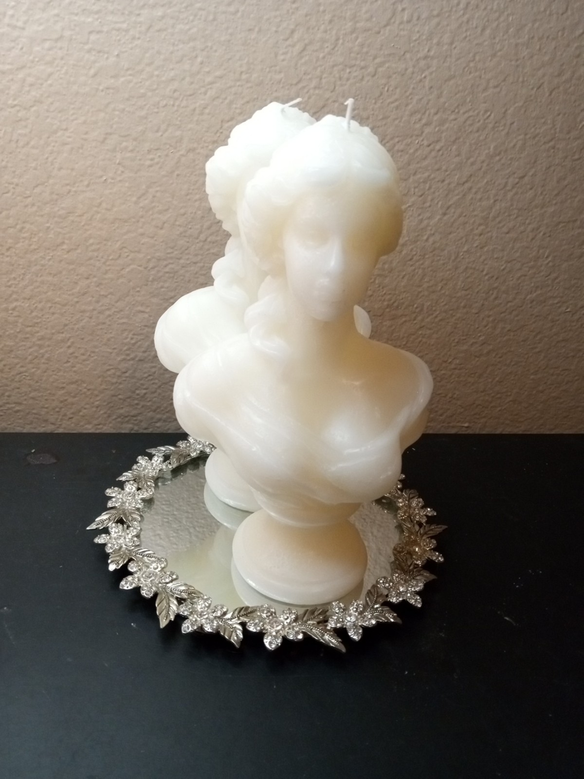 GORGEOUS Pair of Soy Wax Venus 10"  Bust Candles