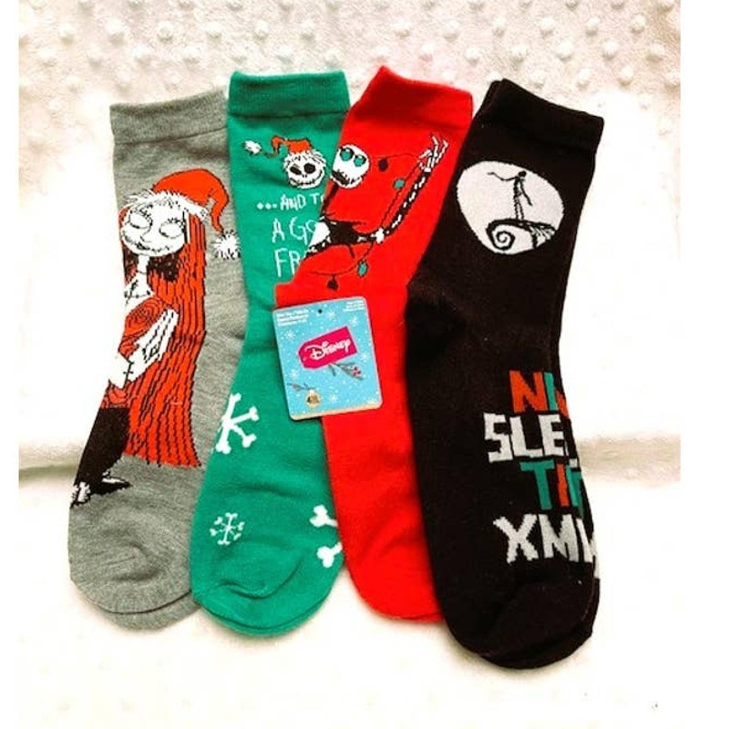 Women's Nightmare Before Christmas Festive Holiday (4) Crew Socks-NEW