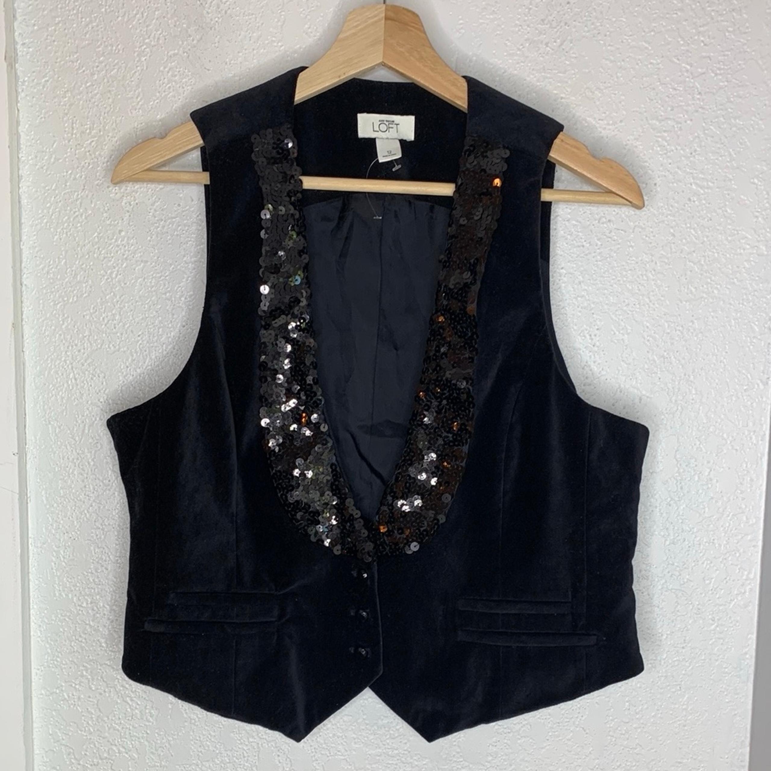 Ann Taylor Loft black velvet sequin vest button up lined size 12