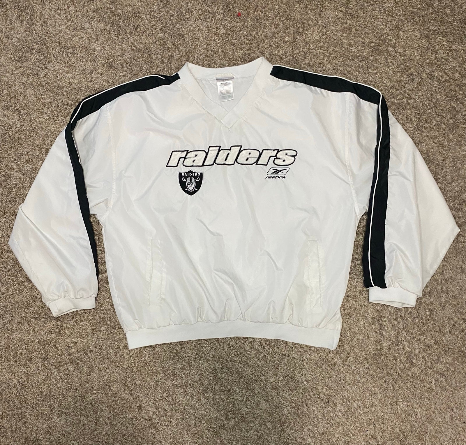 Vintage NFL Oakland Raiders Reebok Windbreaker Pullover Lined Men’s Size XL