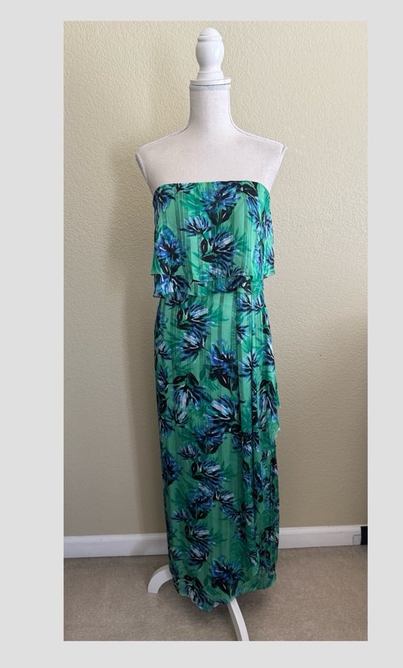Banana Republic Palm Print Strapless Maxi Dress Size: 4