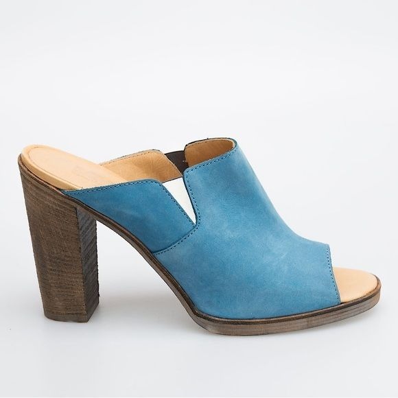 MM6 Maison Martin Margiela Paris Blue Leather Heeled Mules Size 8