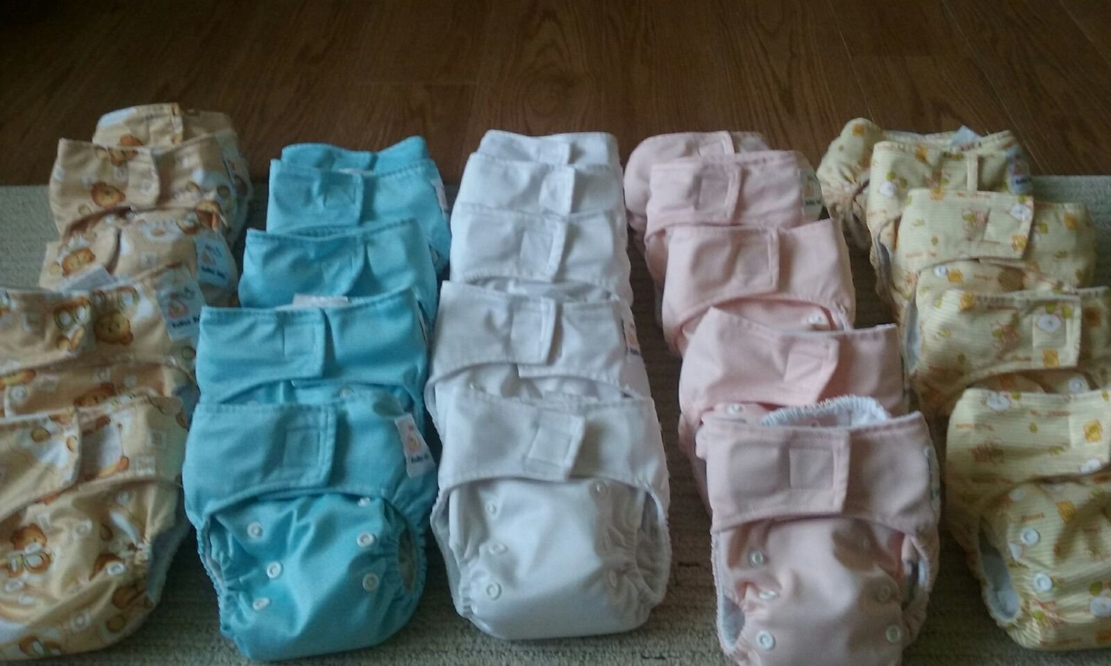 Huge Cloth diaper lot Of 26 + 26 Inserts
