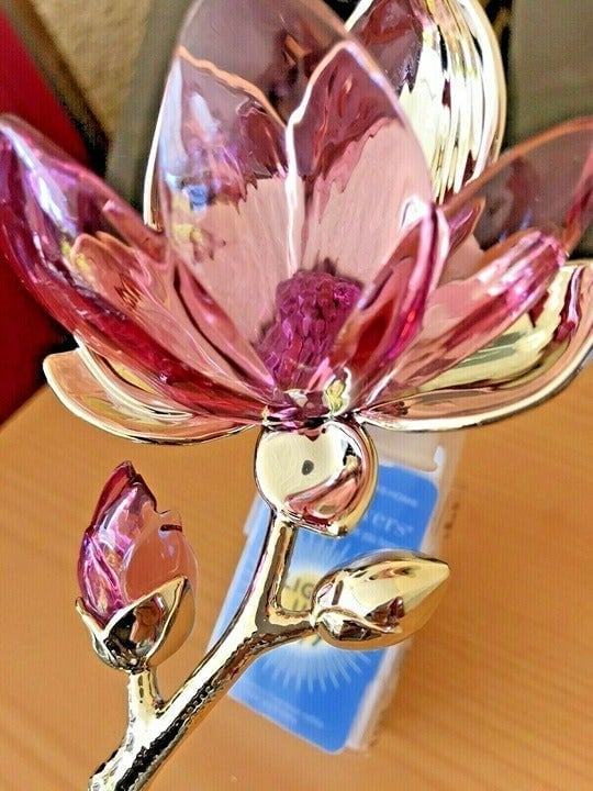 Bath and Body works wallflower plug in Magnolia flower