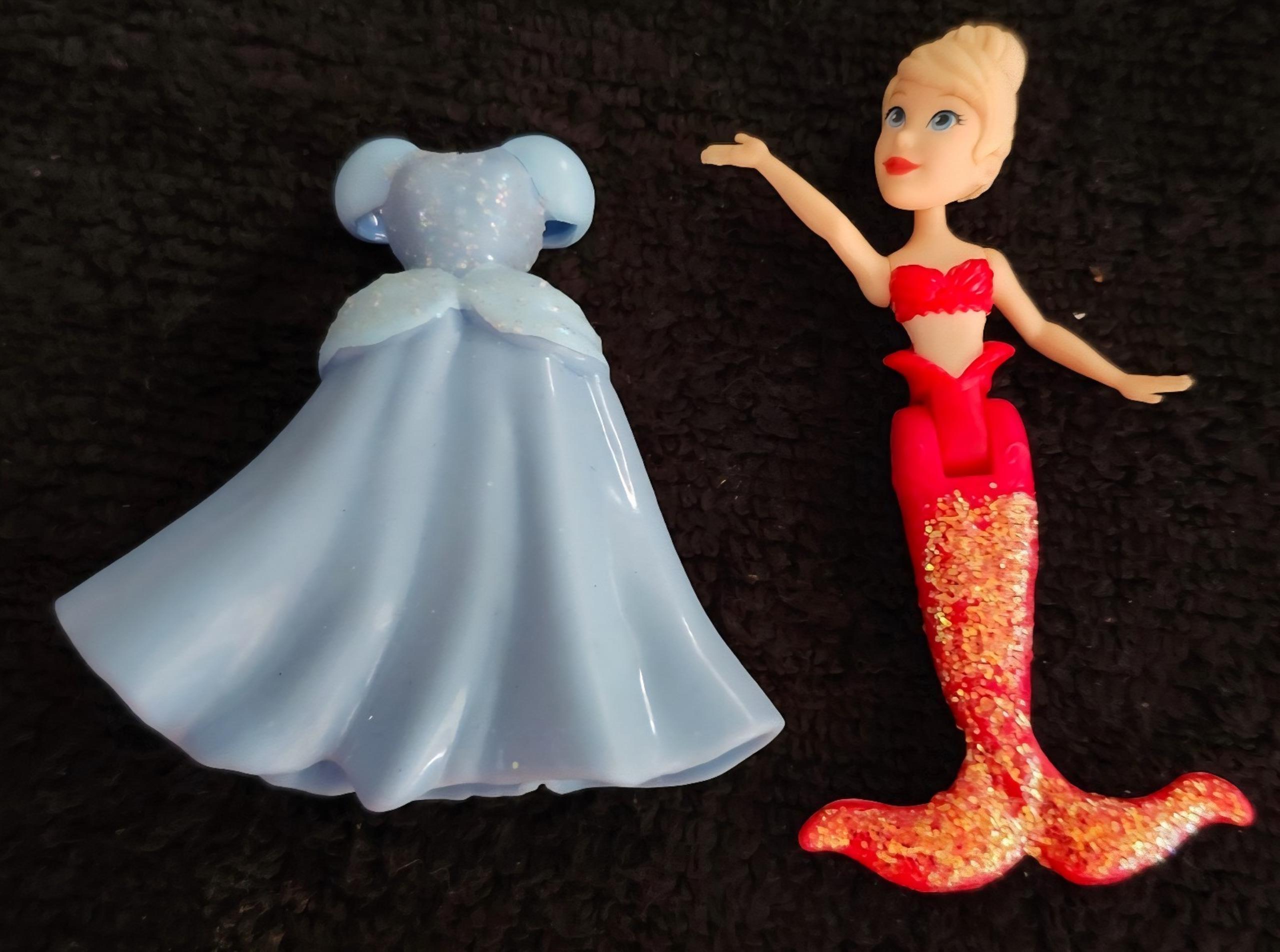 Vintage Disney Hasbro The Little Mermaid Sister Series Arista Figure w/Gown GC