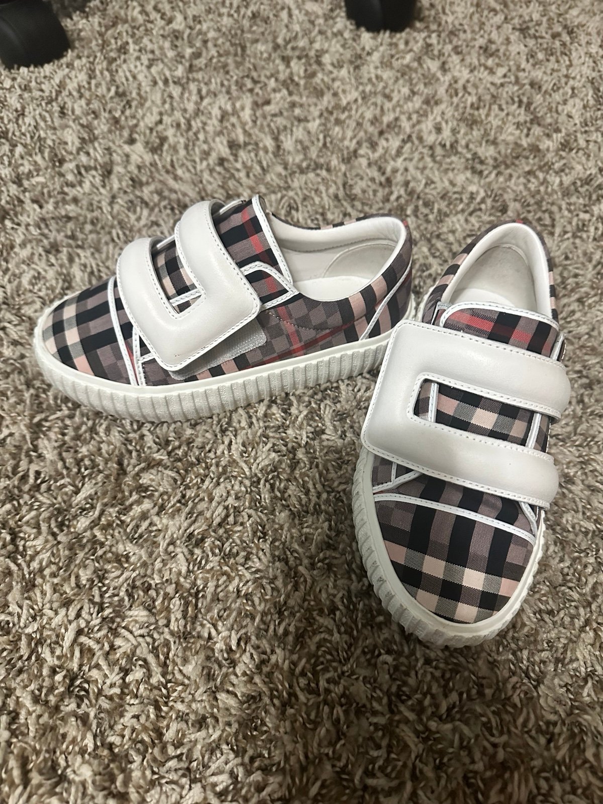 Burberry kids shoes