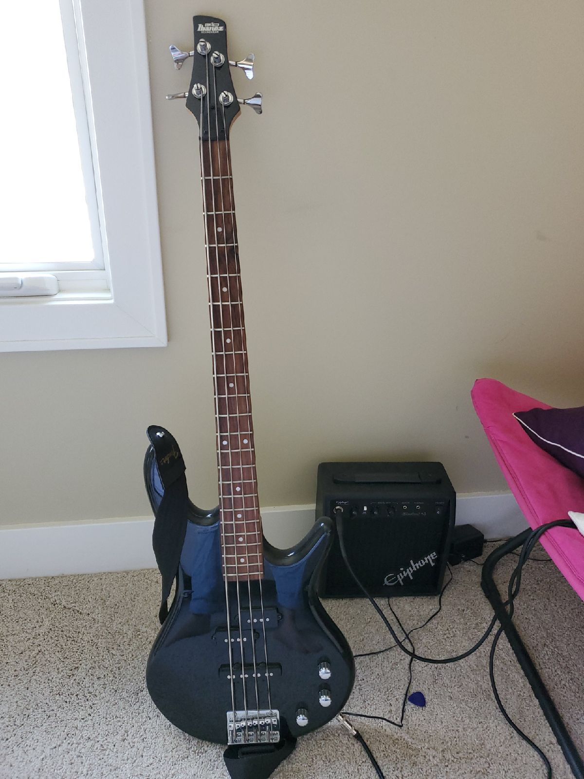 Lightly used Ibanez Bass with amp