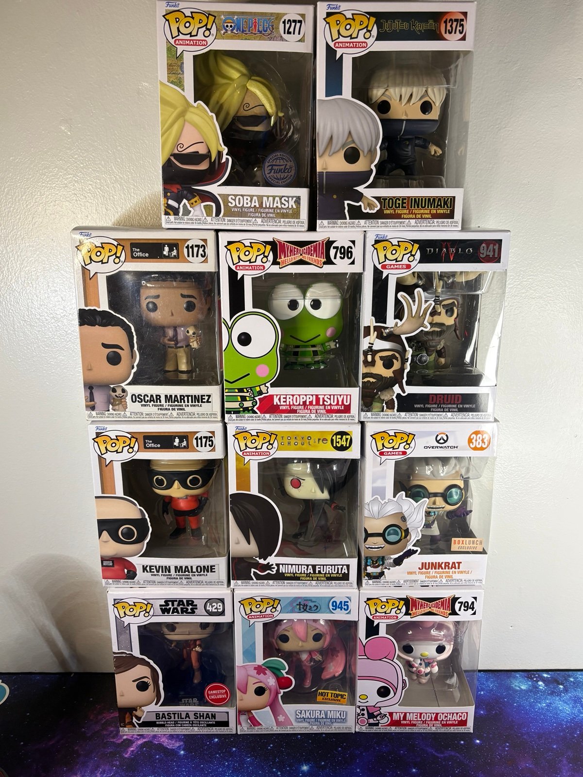 11 Funko Pop Lot