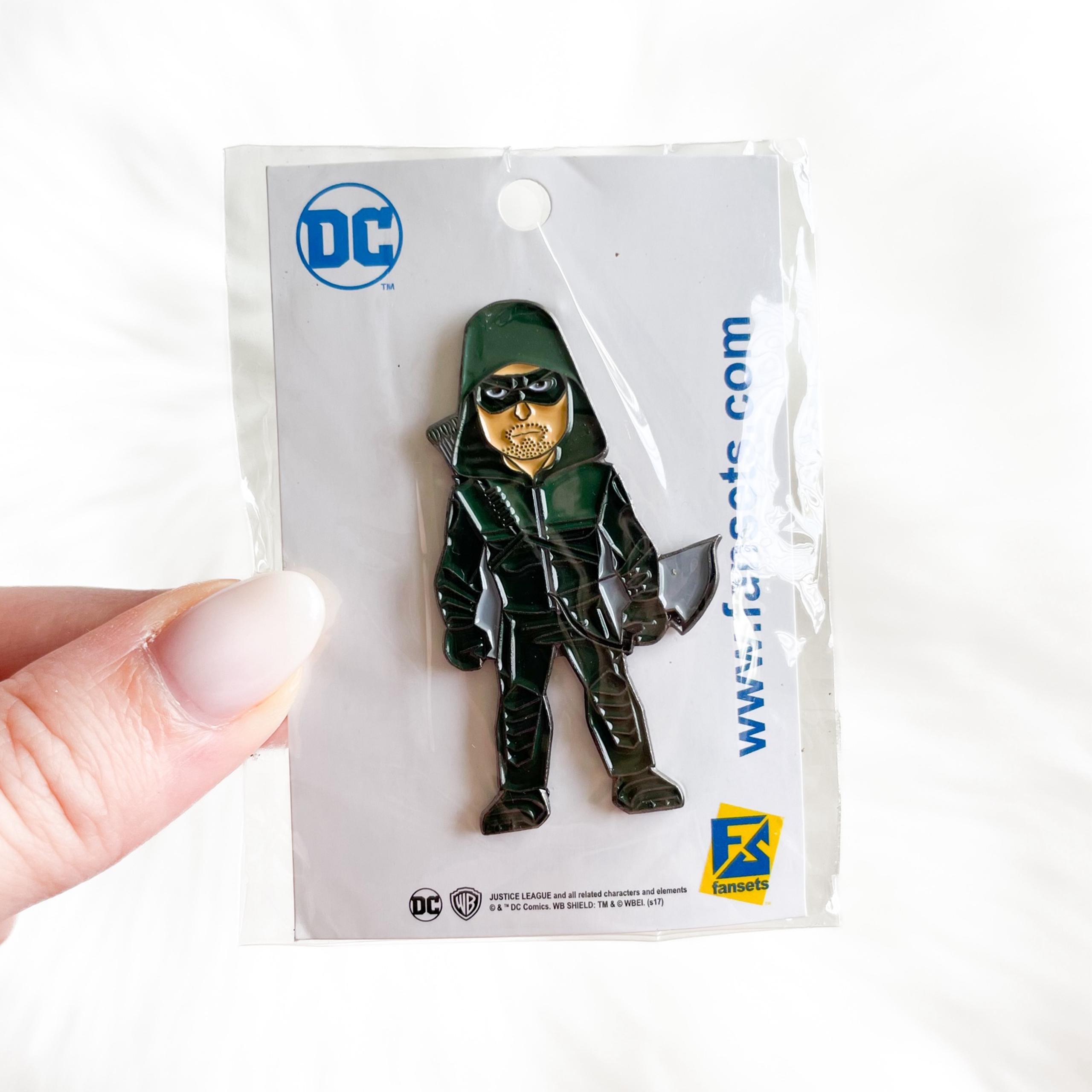 NEW Green Arrow SDCC 17 DC Fansets Enamel Pin