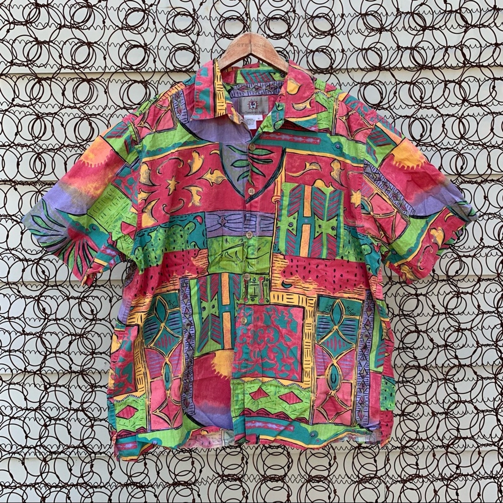 Vintage Territory Ahead bold tribal Art Deco shirt XL