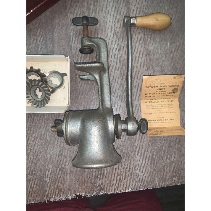 Vintage Universal No. 2 Food & Meat Chopper Grinder Set 3 Blades Made by Landers