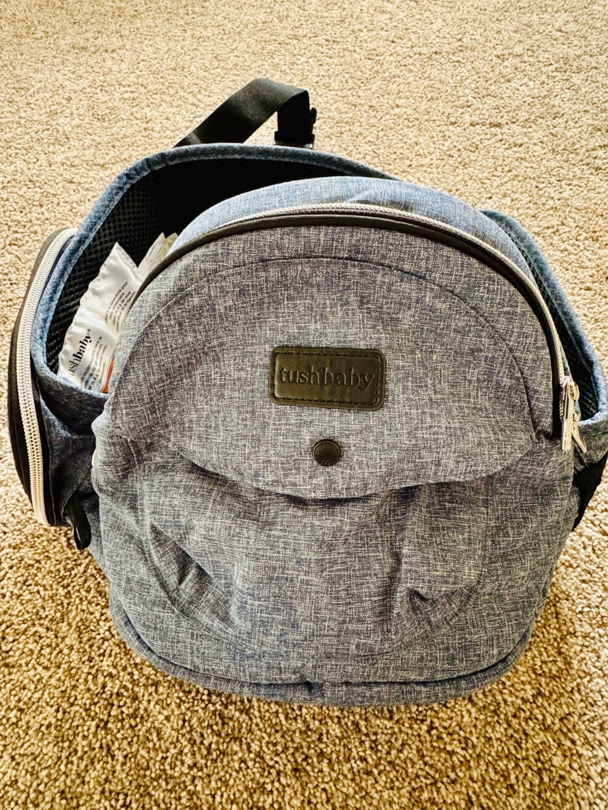 Tushbaby hip carrier