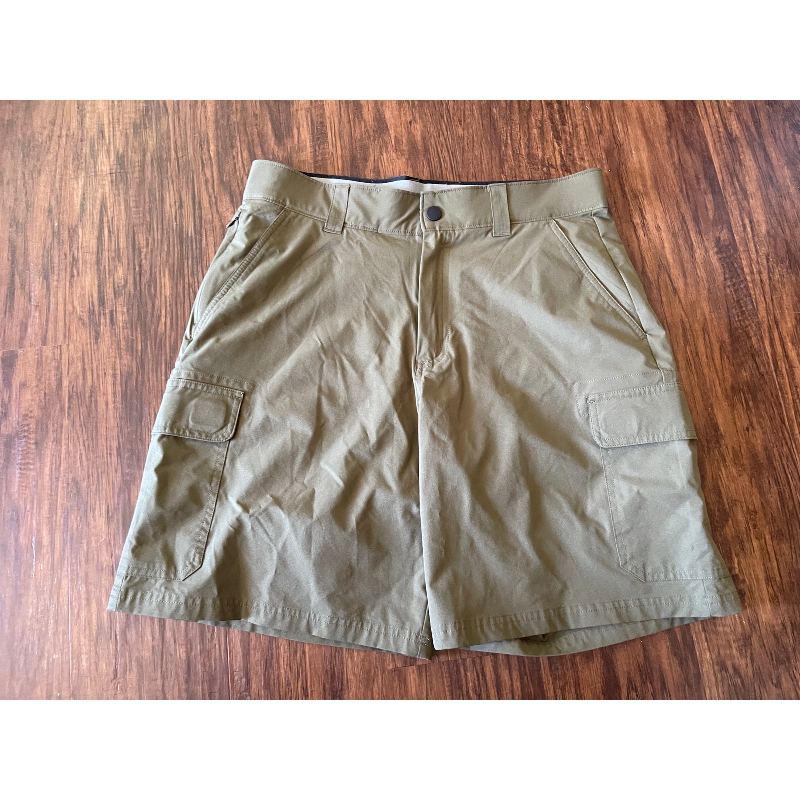 Orvis mens 32 khaki shorts