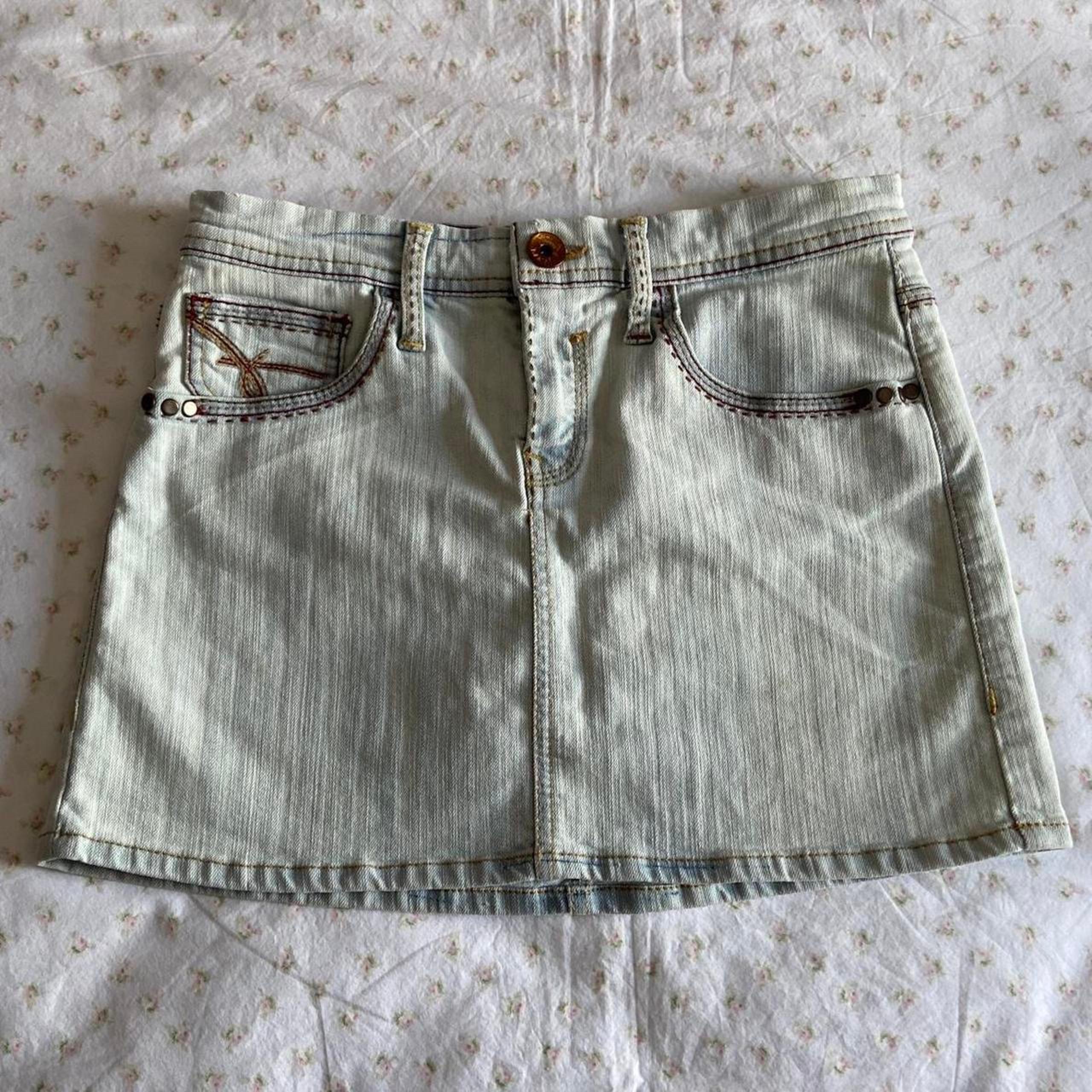 y2k light wash denim studded mini skirt ♡