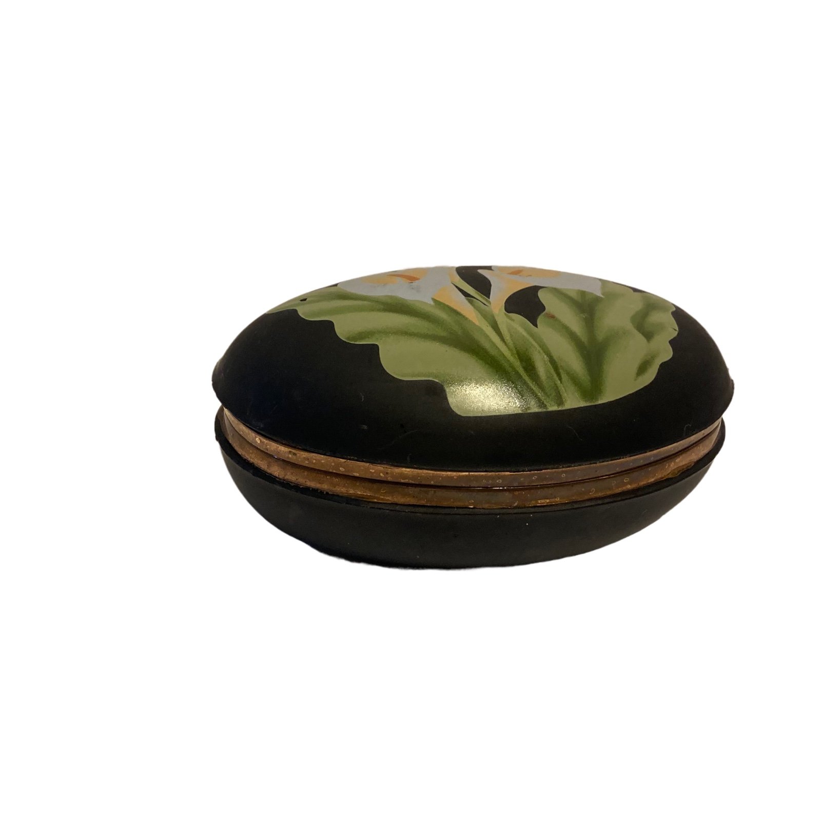 Beautiful Vintage Oval Shaped Floral Cloisonné Jewelry Box!