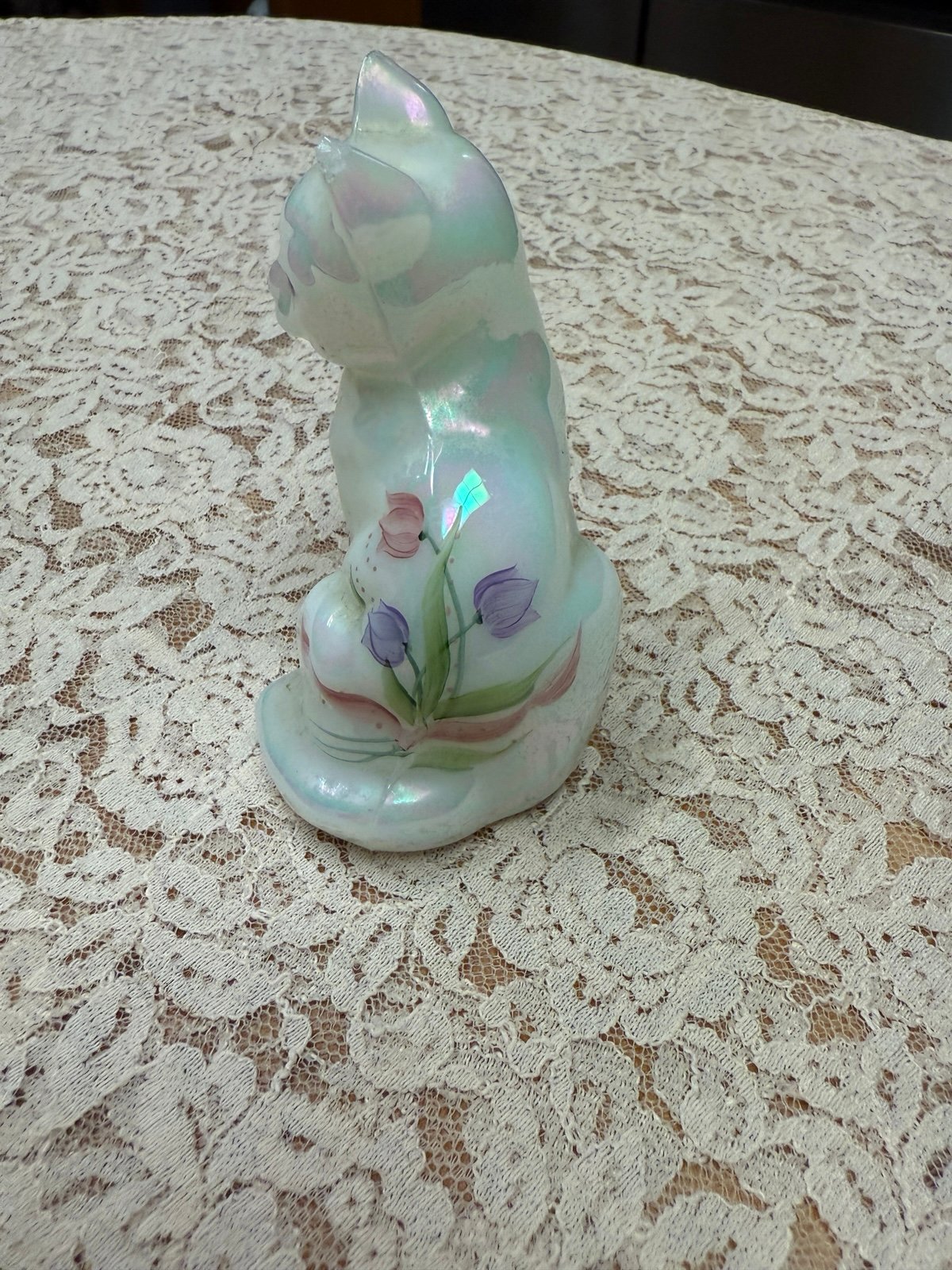 Fenton Opalescent Cat