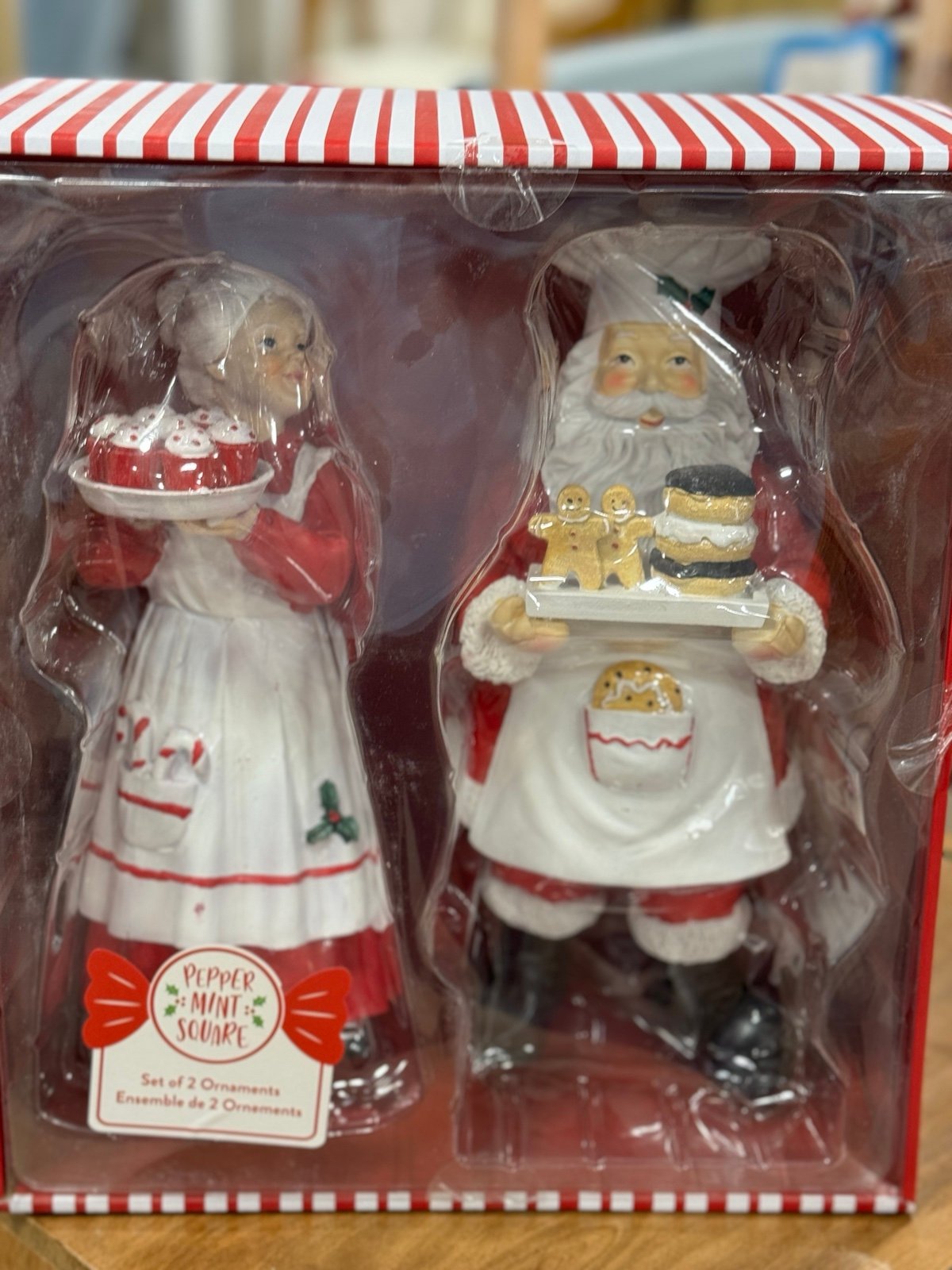 Santa and Mrs Claus brand new