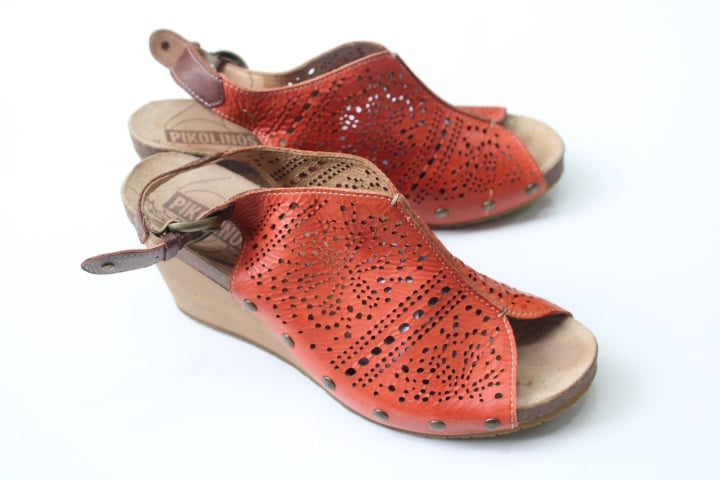 Pikolinos wedges