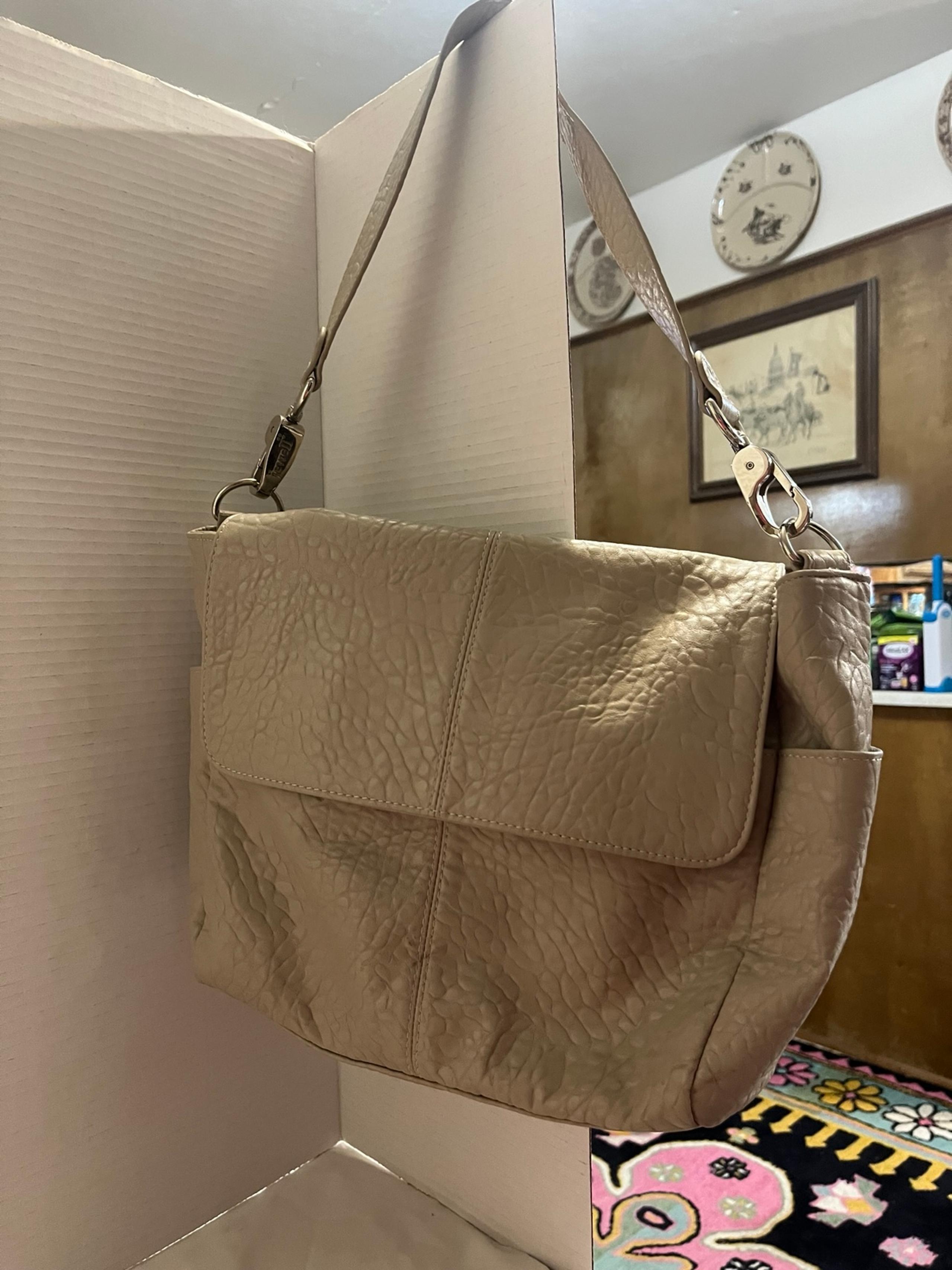 Jewell® by Thirty One® PU Faux Leather Beige Purse Handbag Tote w/Magnetic FlBag