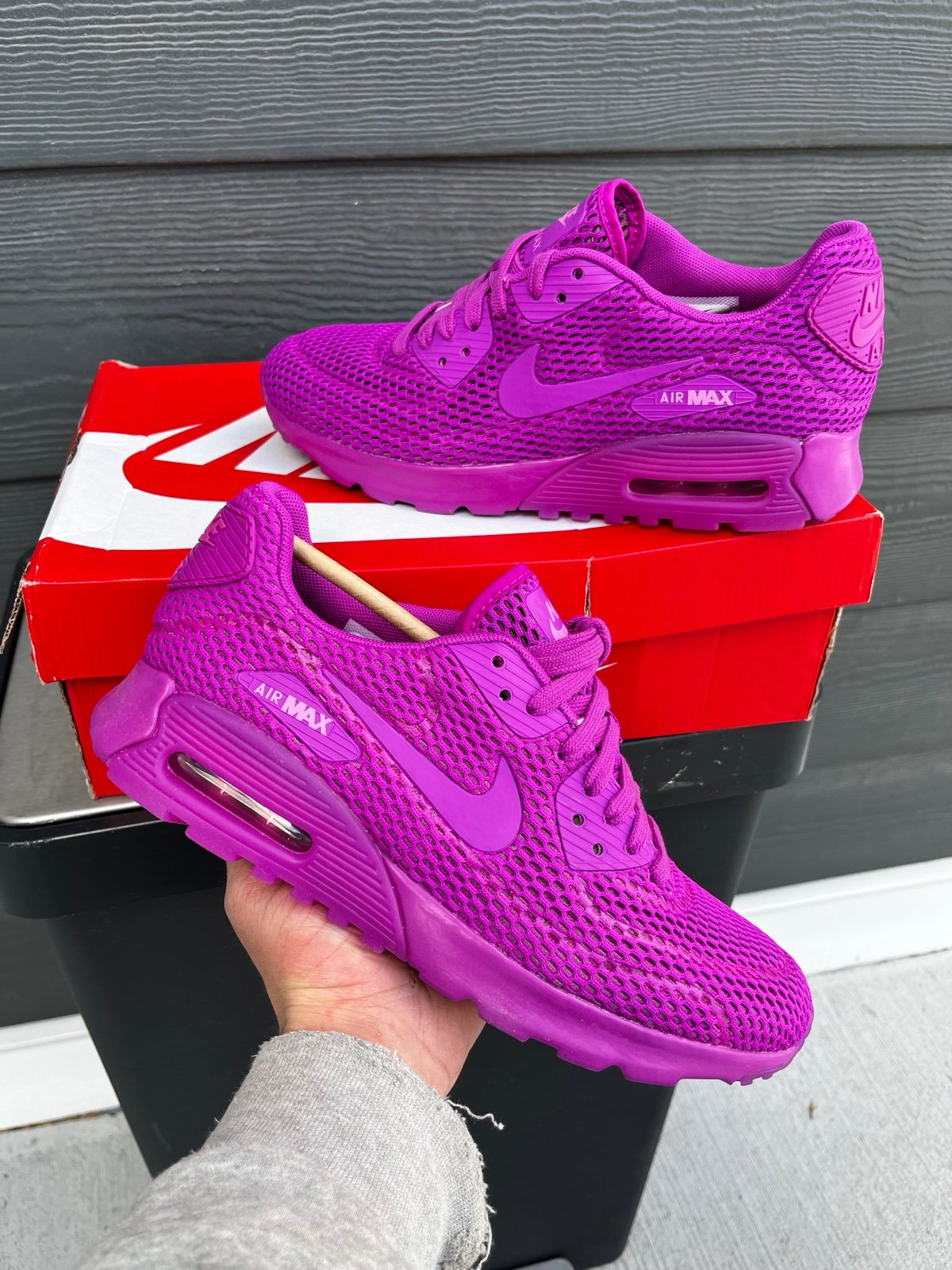 Size 9W - Nike Air Max 90 Ultra Breathe Hyper Violet