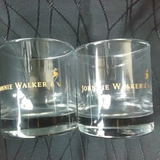 JOHNNIE WALKER SCOTCH WHISKY 2 GLASSES 3.2 TALL KEEP WALKING SET NEW