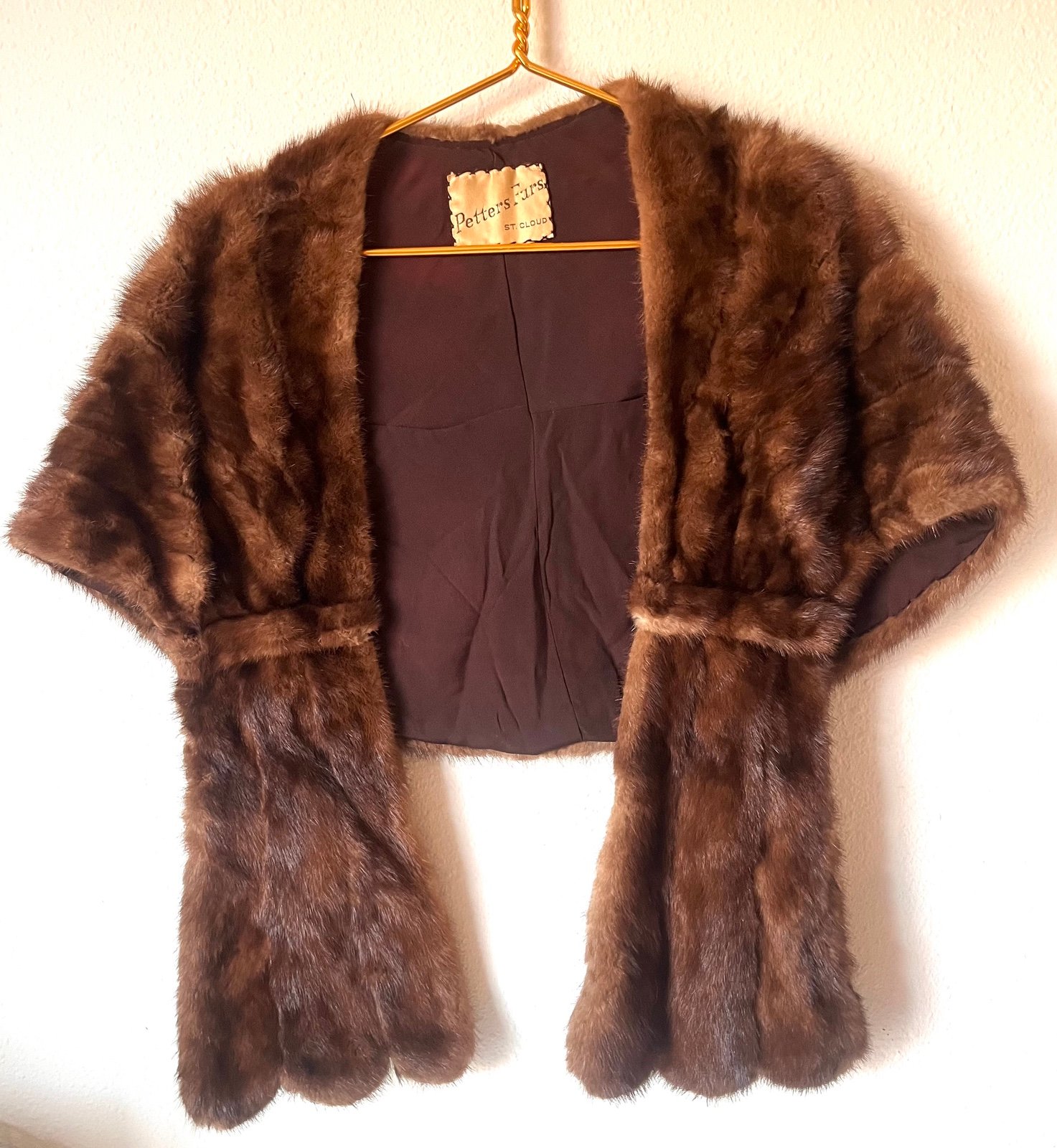 Vintage Petters Furs St. Cloud Chocolate Brown Fur Shawl/Wrap