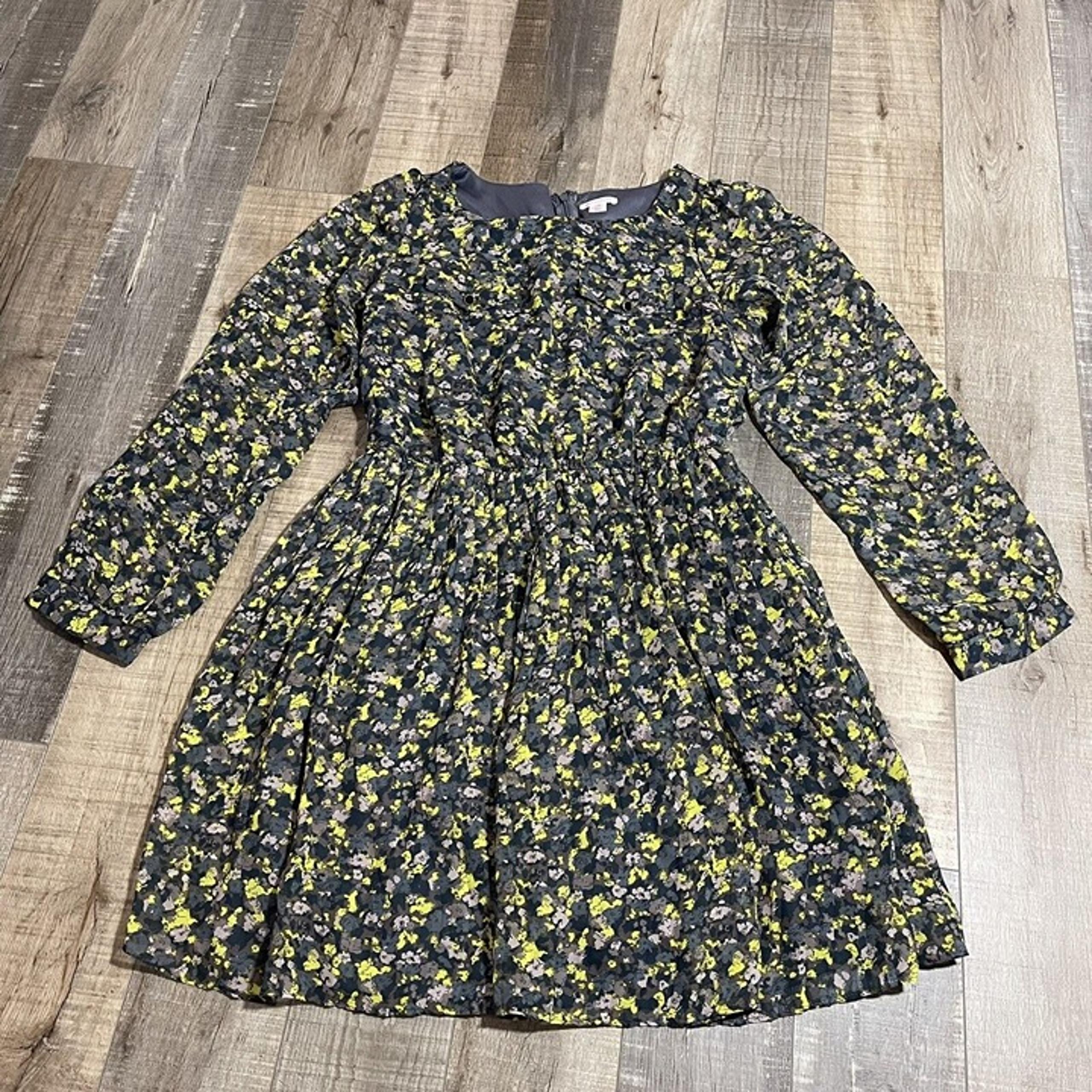Xhilaration Size L Women's Floral Lightweight Dress