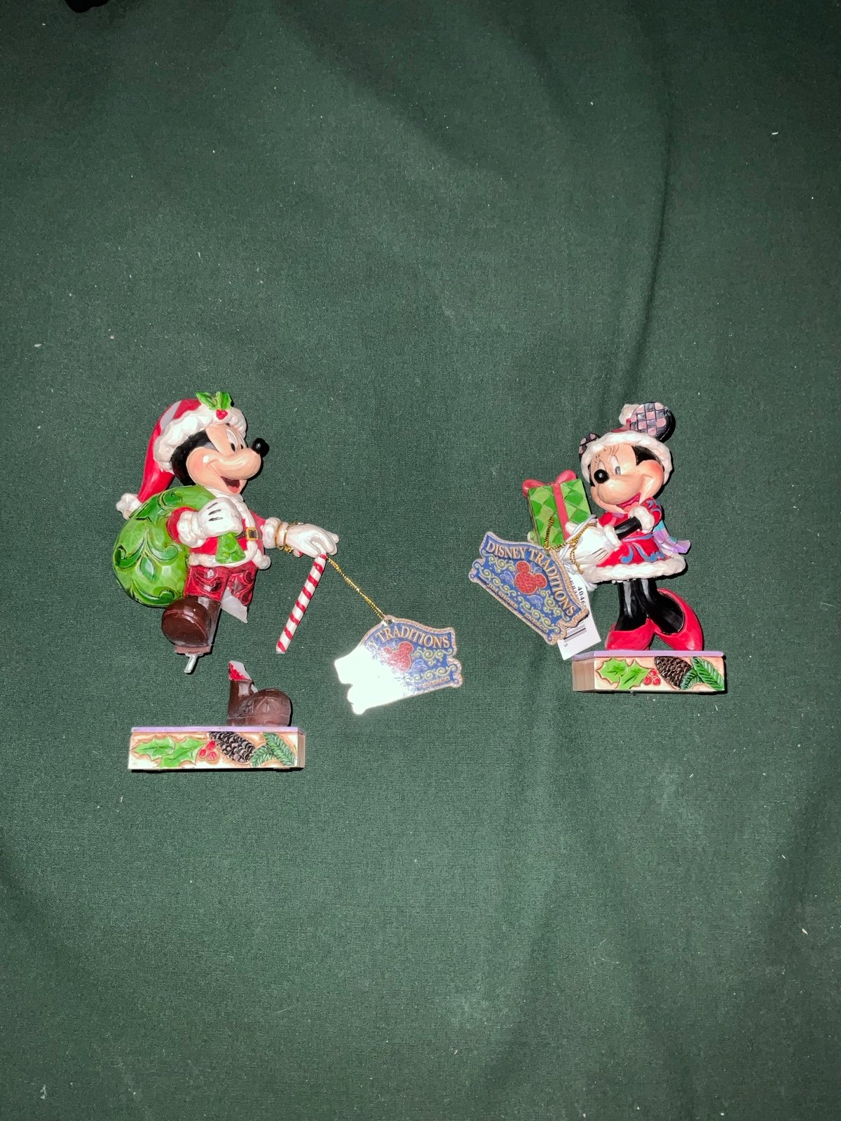 Enesco Vintage Jim Shore Disney Traditions Mickey & Minnie Bundle