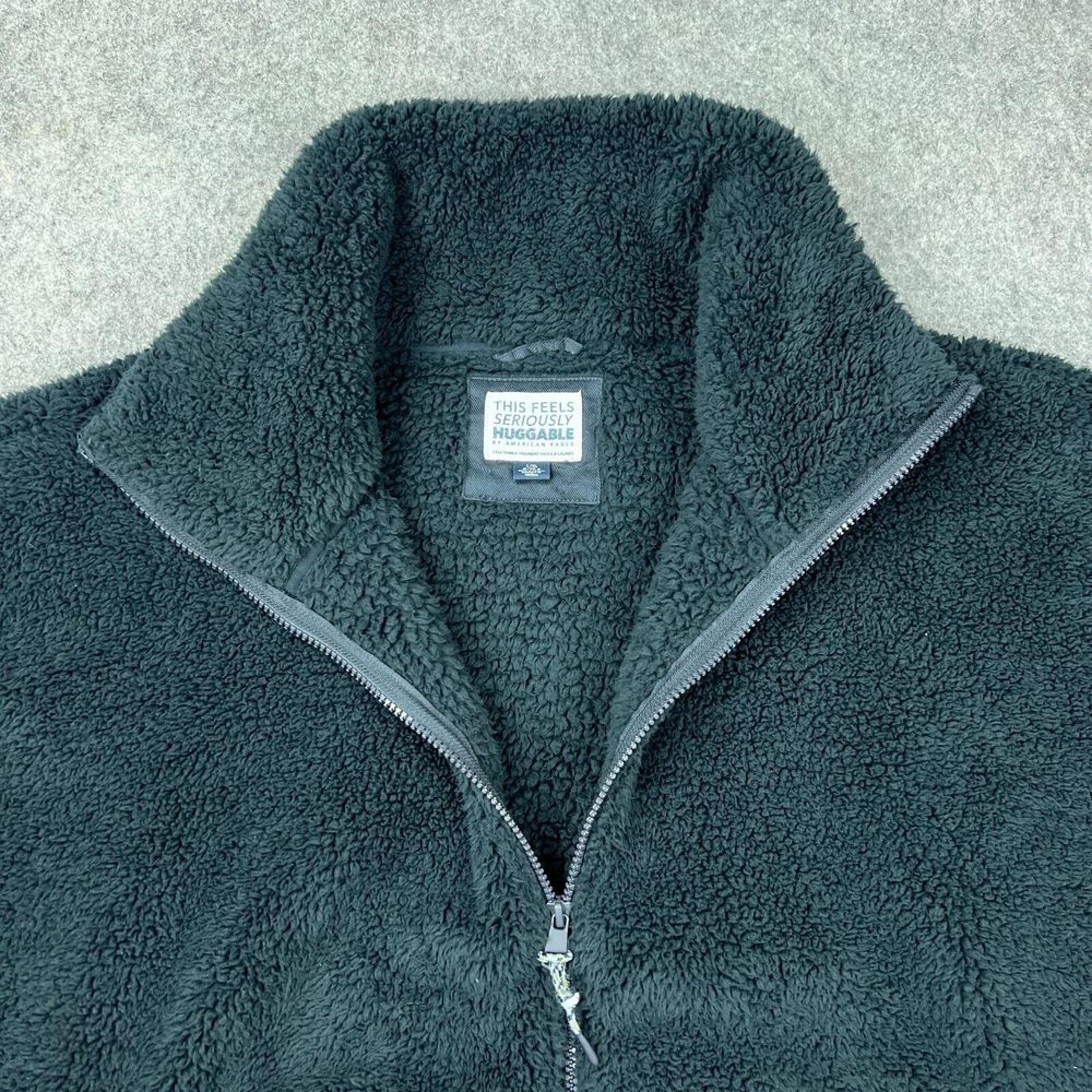 American Eagle Jacket Womens Large XL Black Sherpa Full Zip Huggable Sweater