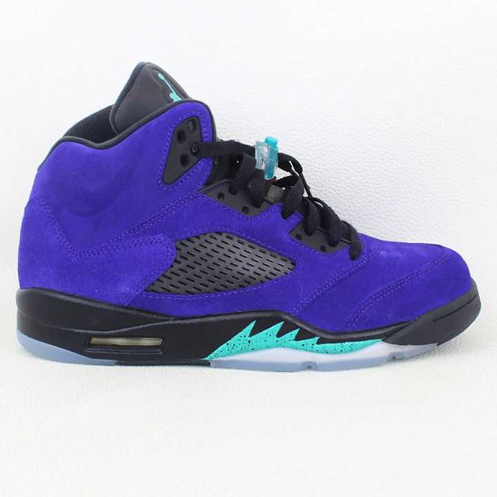 Jordan 5 Retro Alternate Grape- Size10M