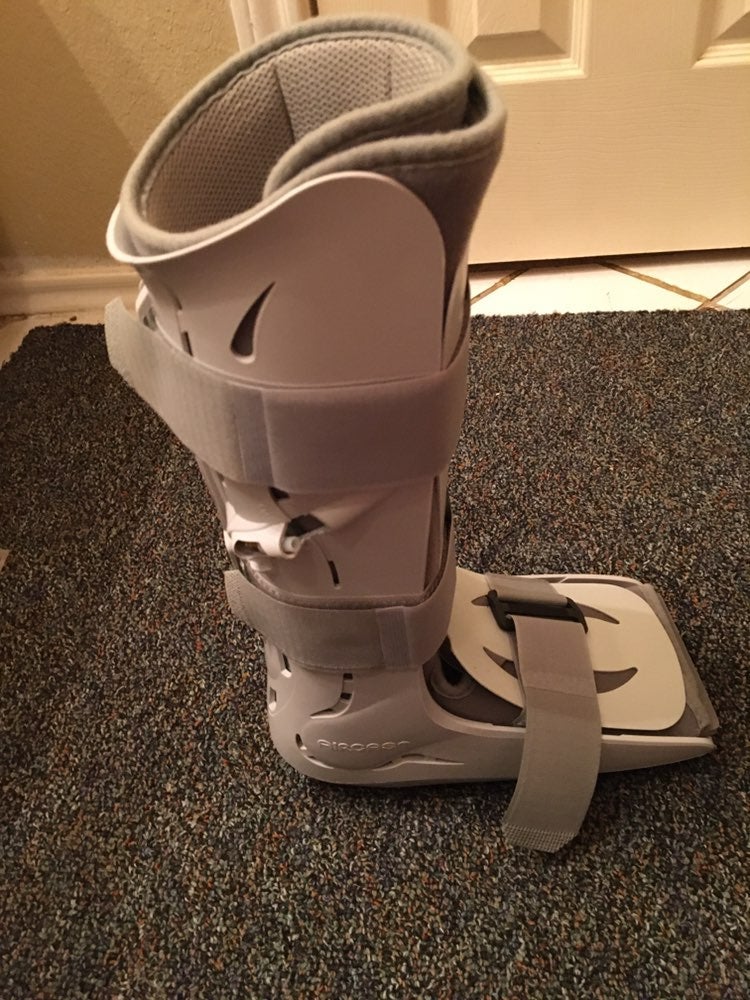 Walking boot