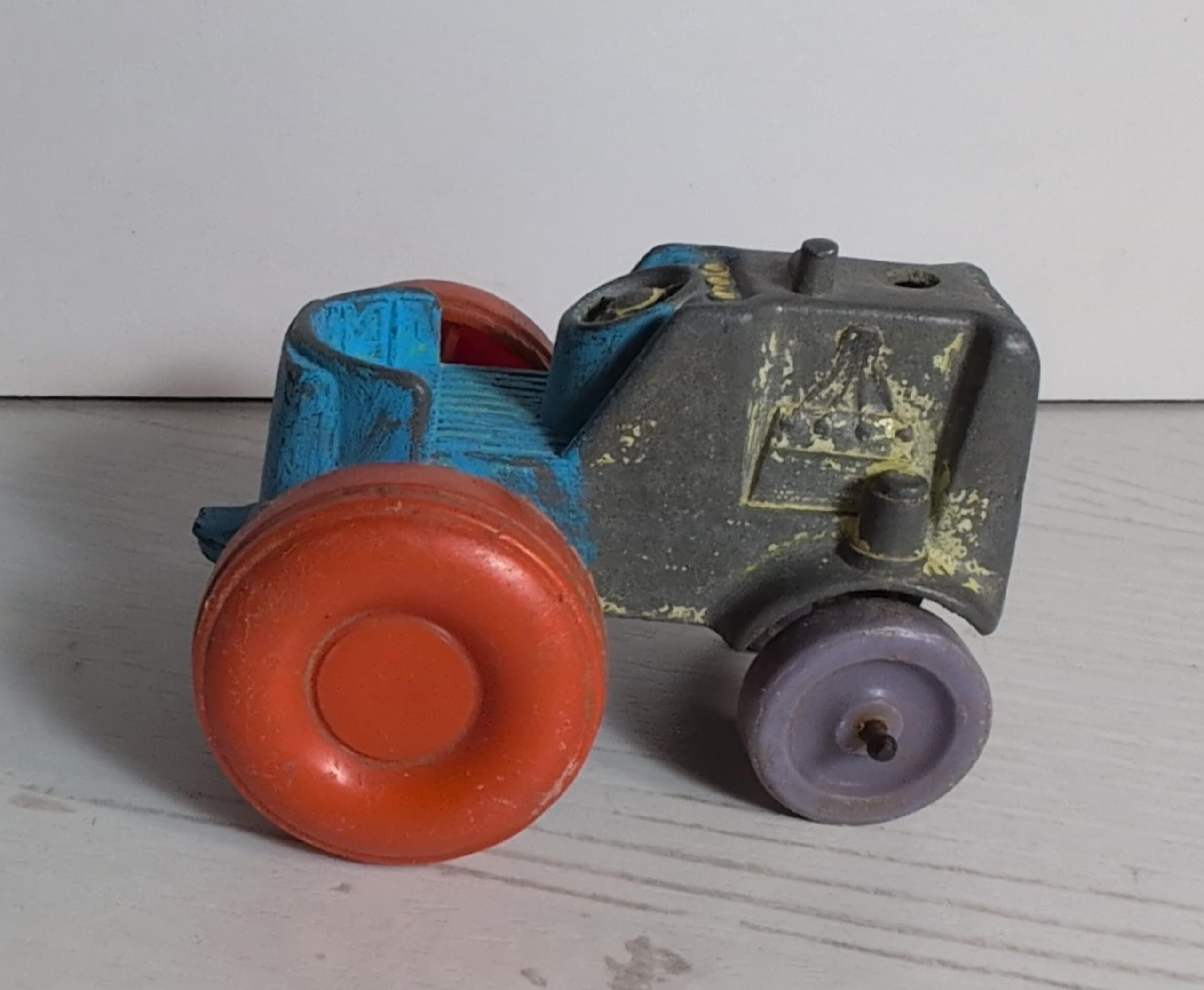 Vintage 1967 TootsieToy Diecast Tractor
